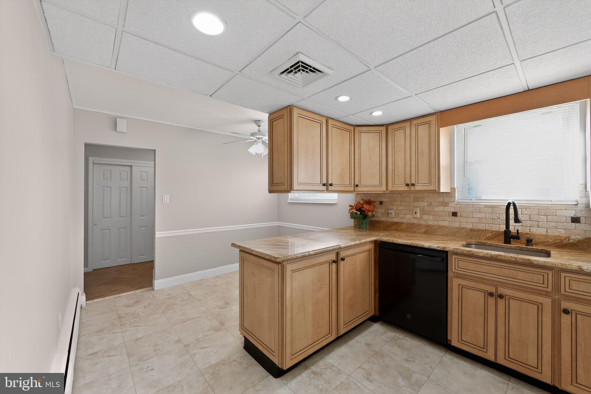 SAINT JOHN CIR - Residential