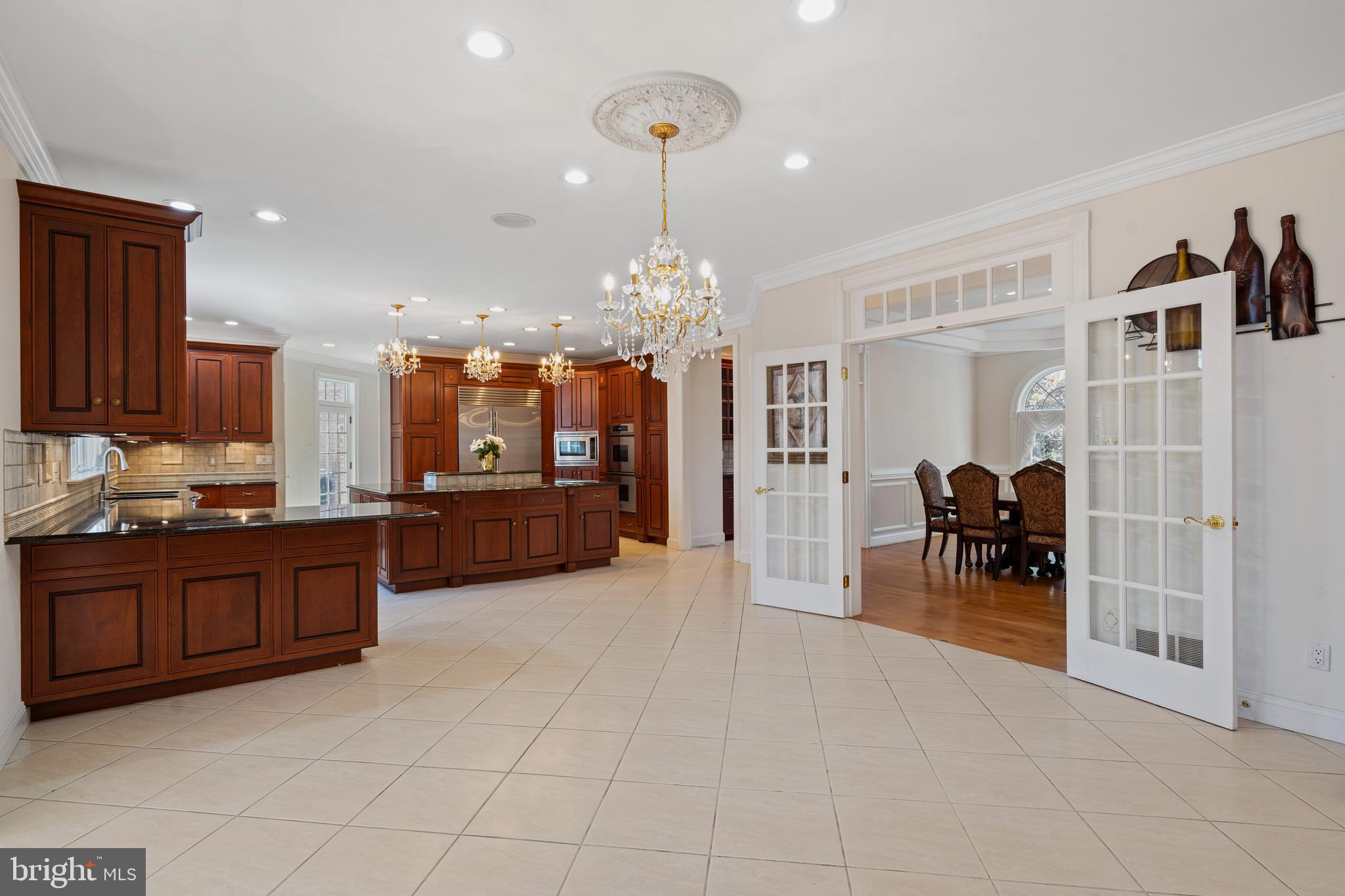 DEER POINTE - Residential