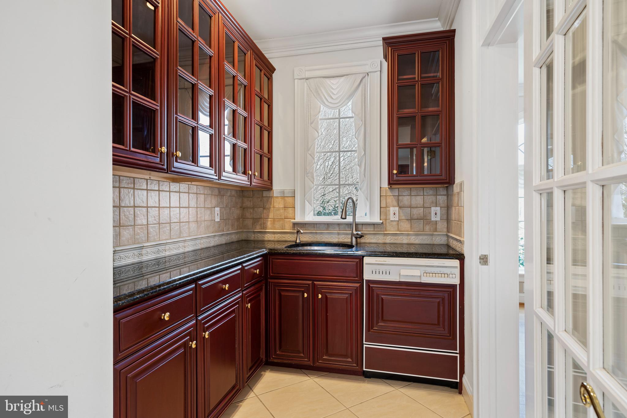 DEER POINTE - Residential