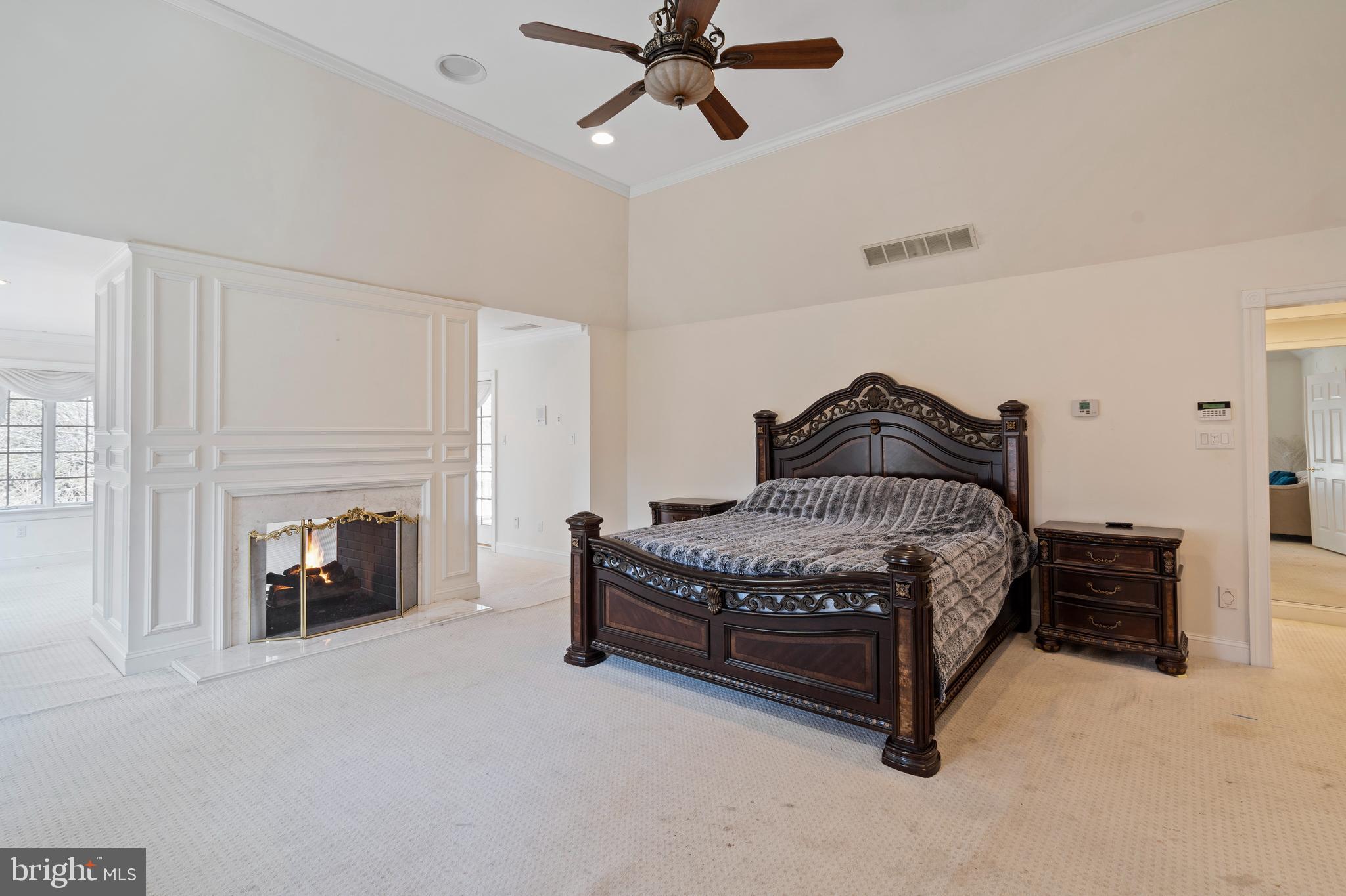 DEER POINTE - Residential