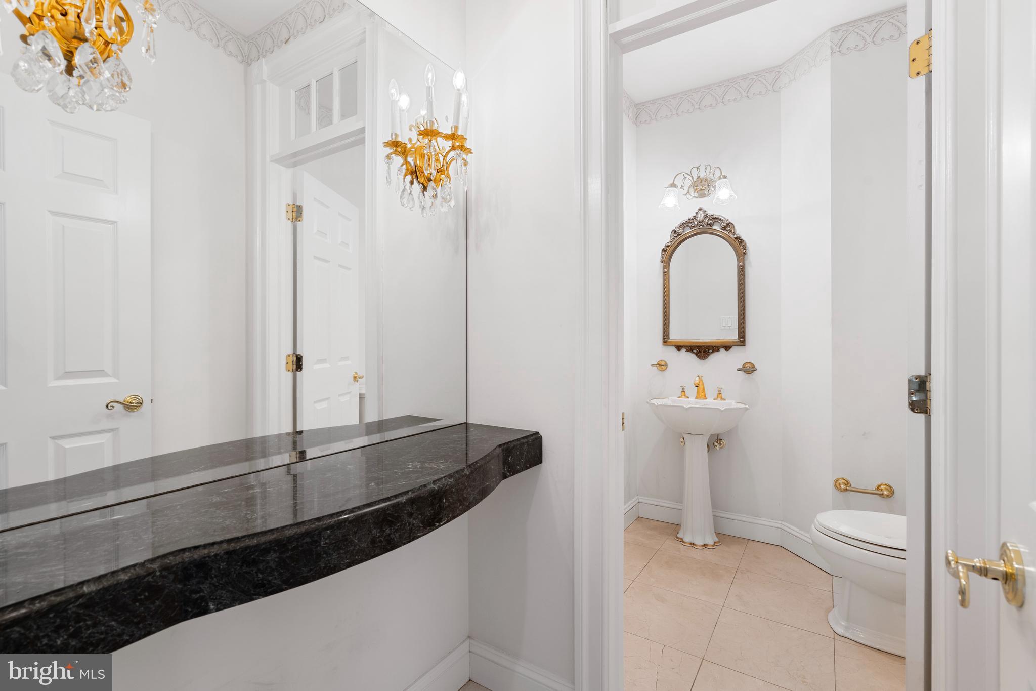 DEER POINTE - Residential