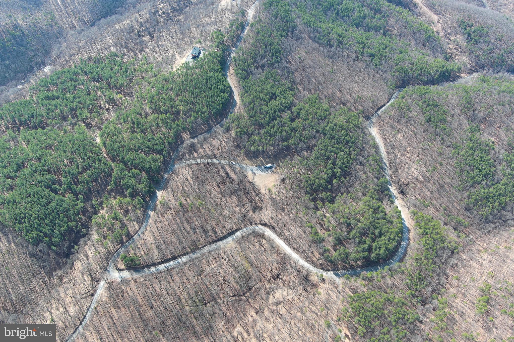 BLUFFS ON THE POTOMAC - Land
