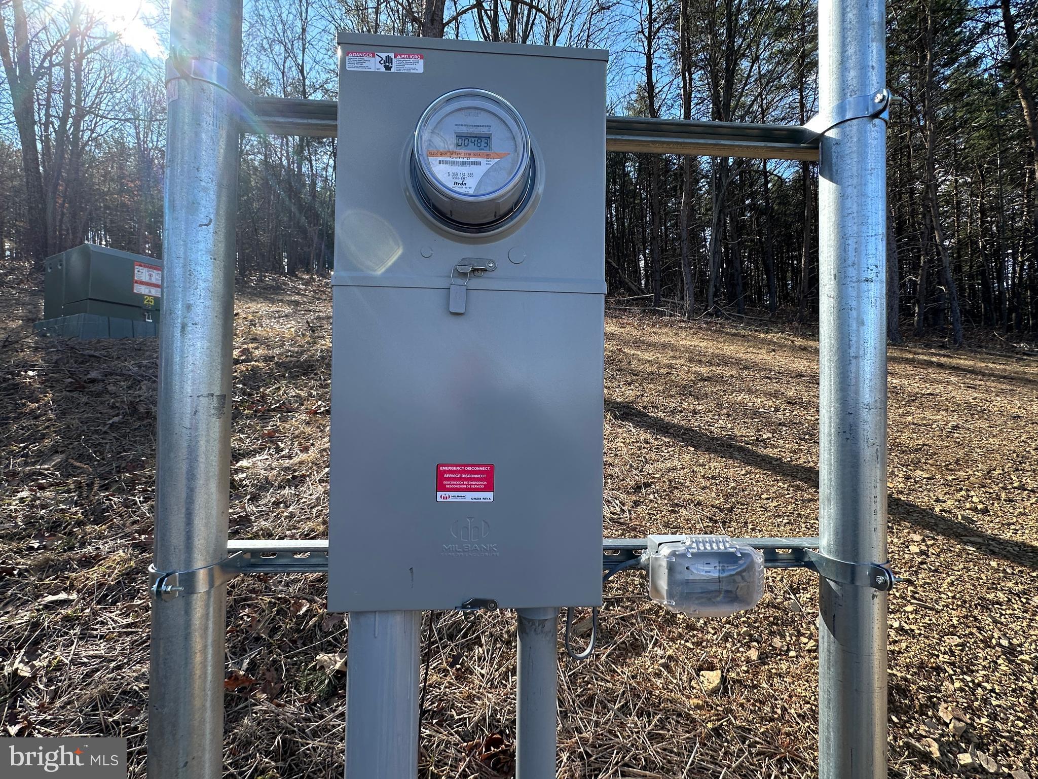 BLUFFS ON THE POTOMAC - Land