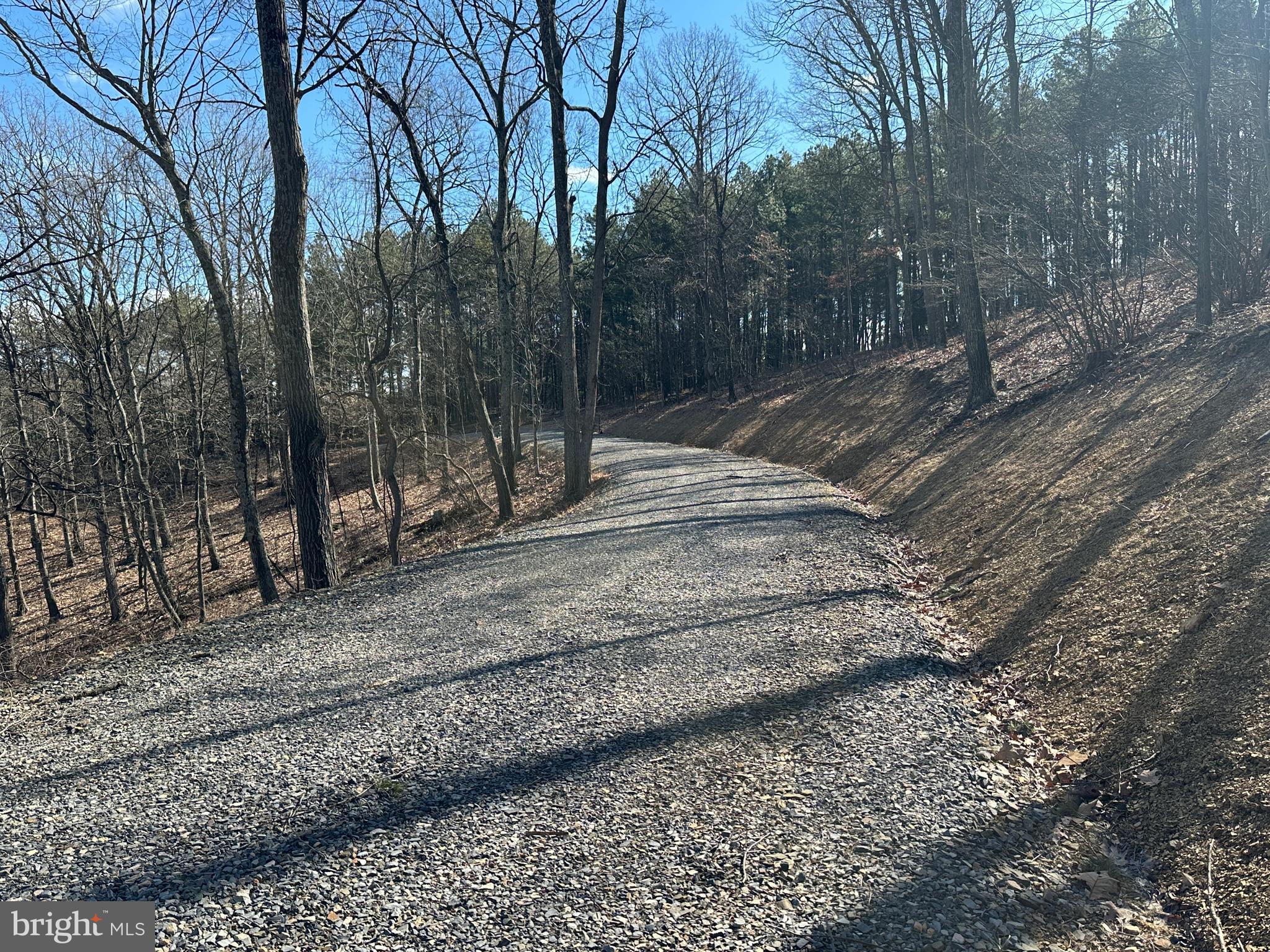 BLUFFS ON THE POTOMAC - Land