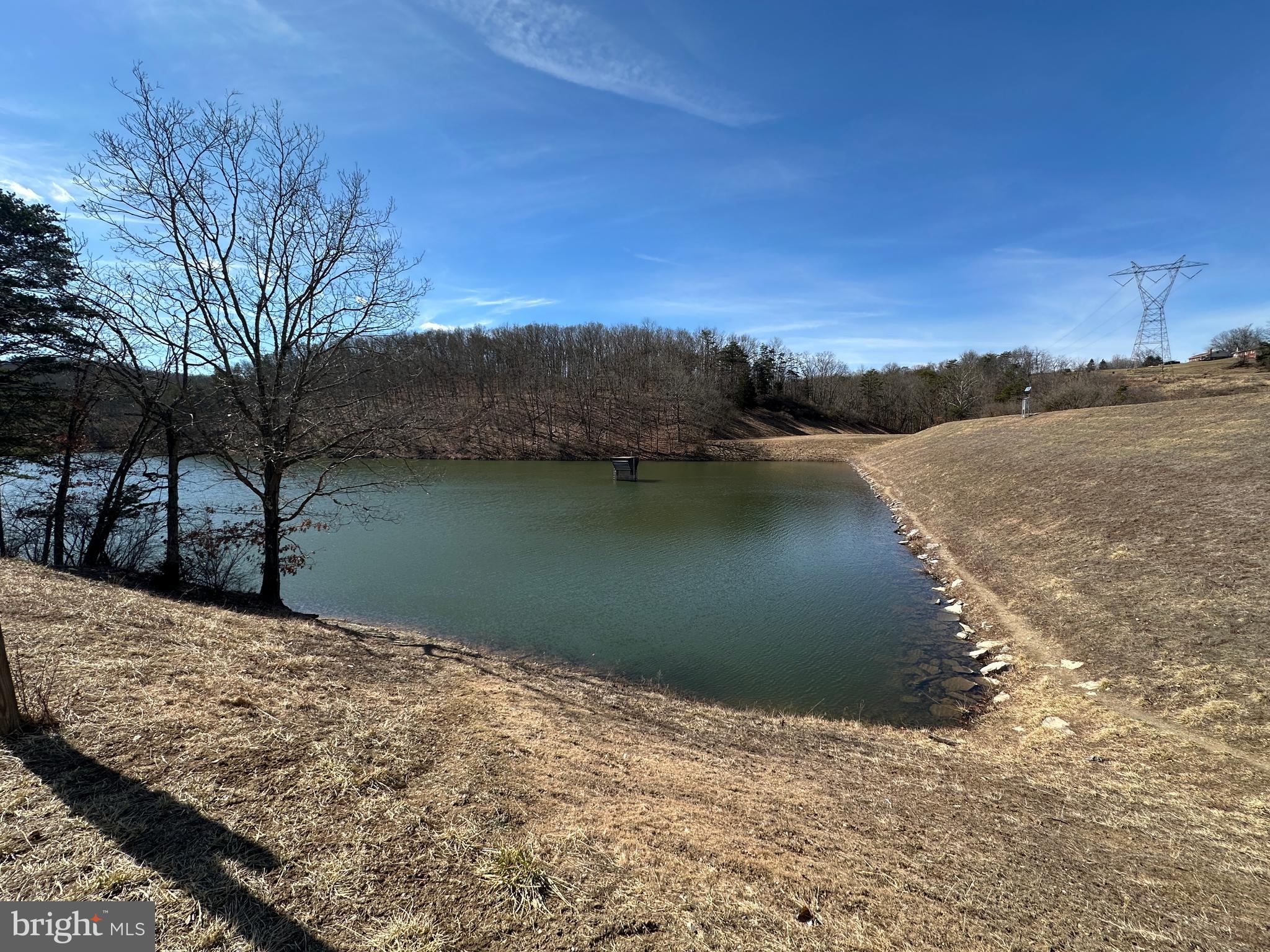 BLUFFS ON THE POTOMAC - Land