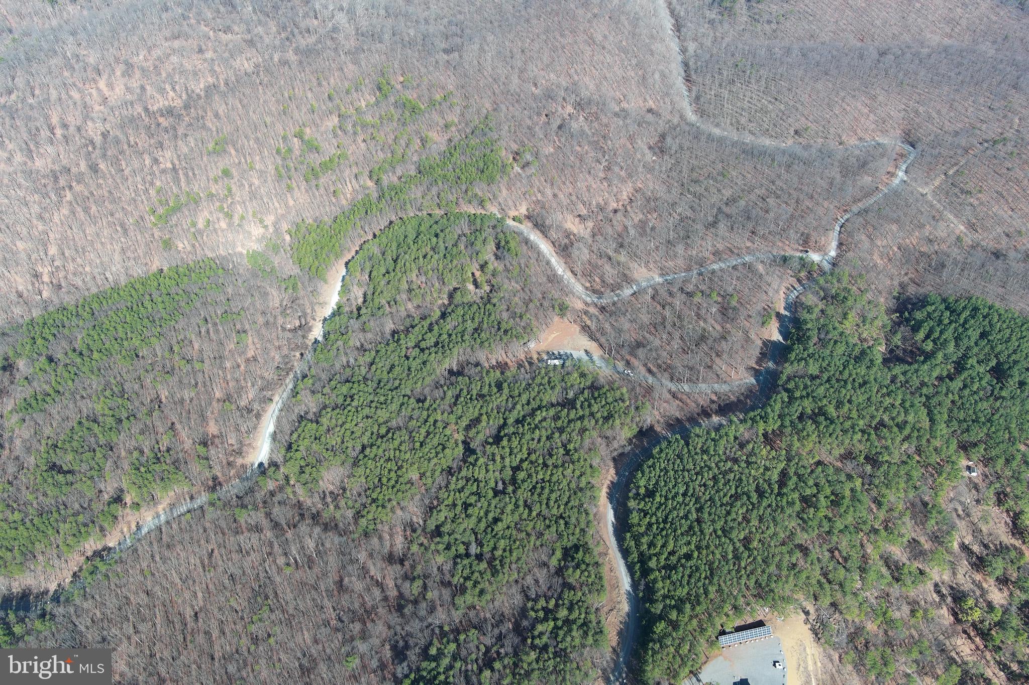 BLUFFS ON THE POTOMAC - Land