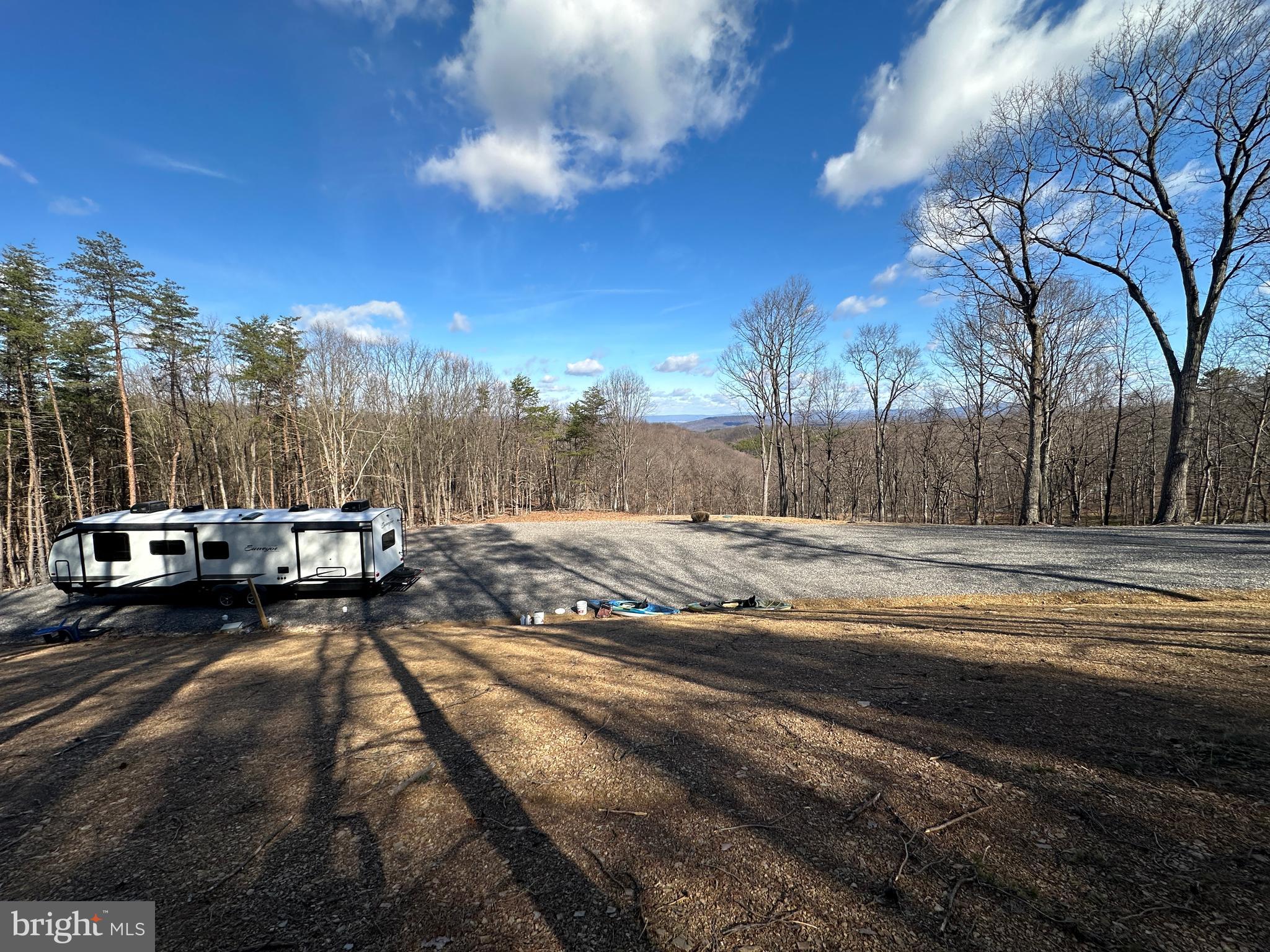 BLUFFS ON THE POTOMAC - Land