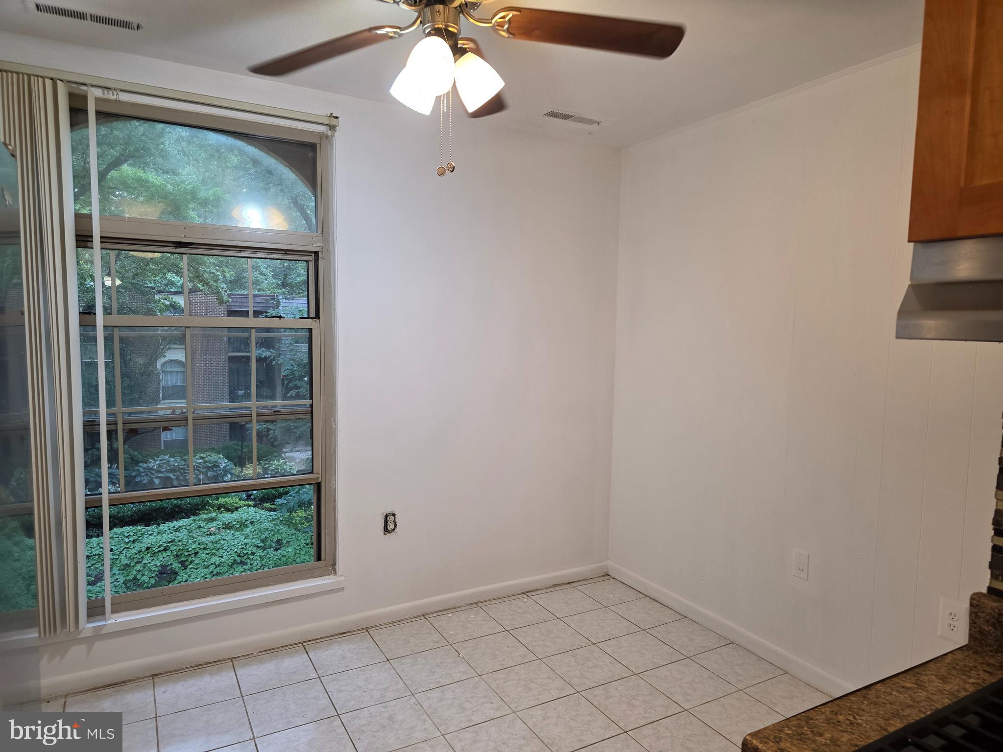 3376 WOODBURN ROAD 32