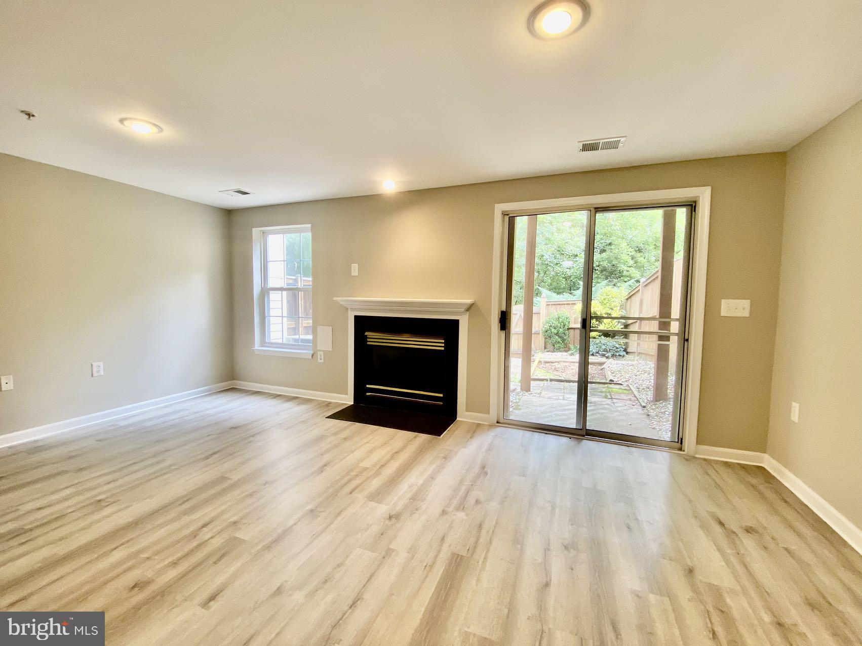 GERMANTOWN ESTATES - Residential Lease