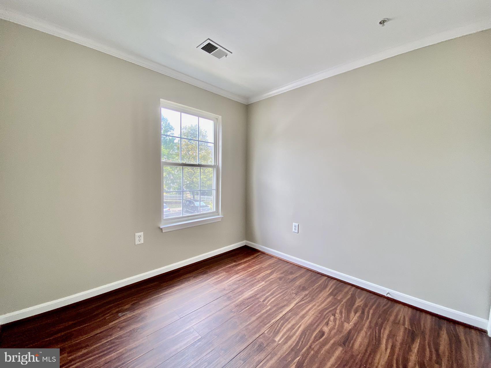 GERMANTOWN ESTATES - Residential Lease