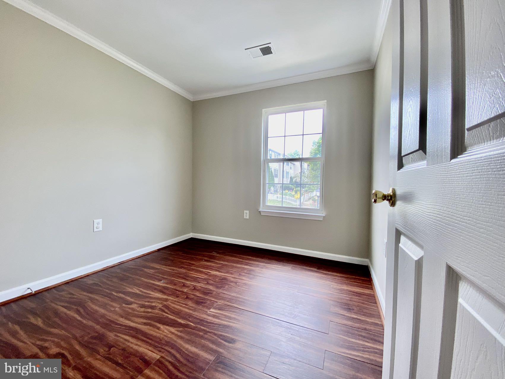 GERMANTOWN ESTATES - Residential Lease