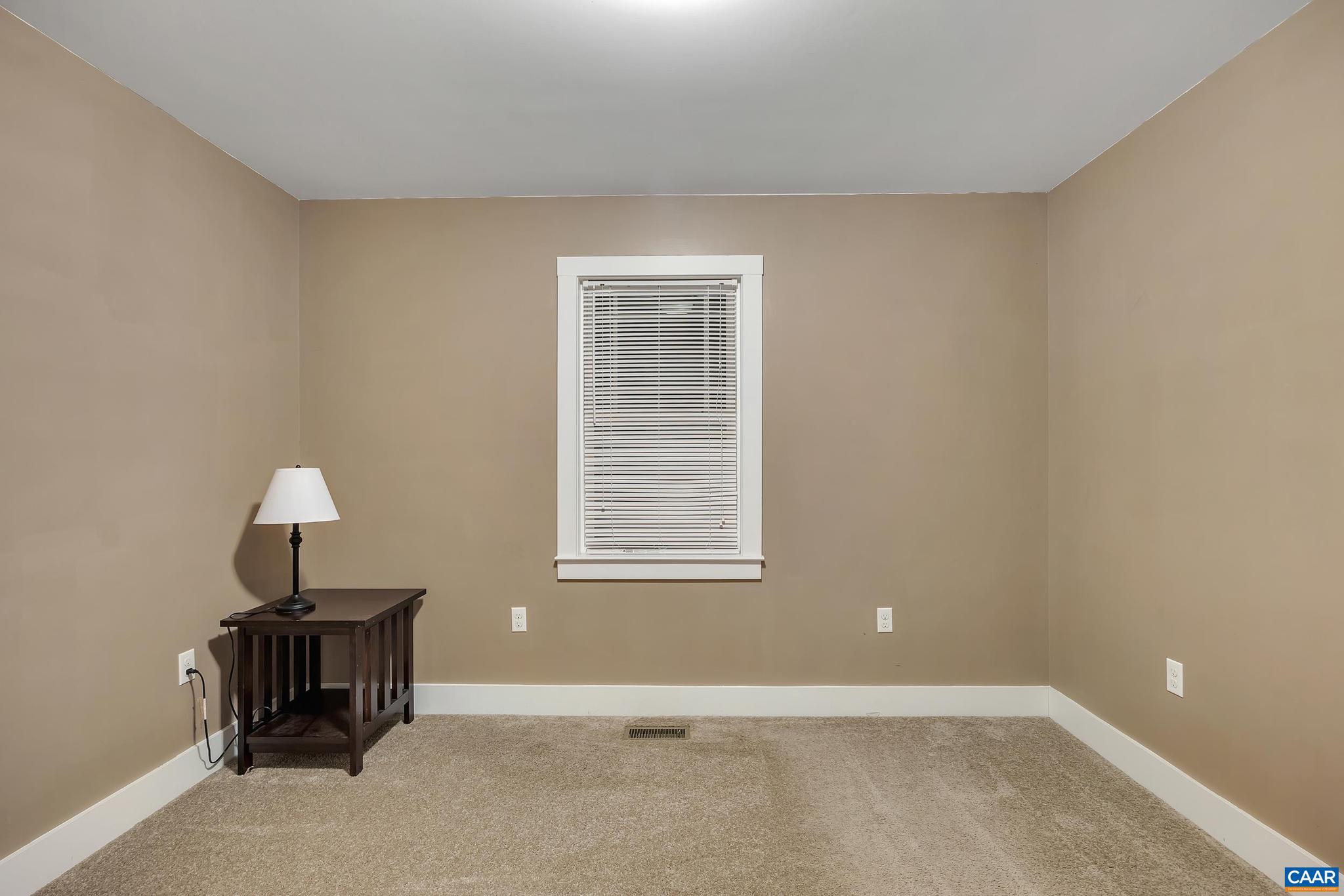 HOLLY GROVE - Residential