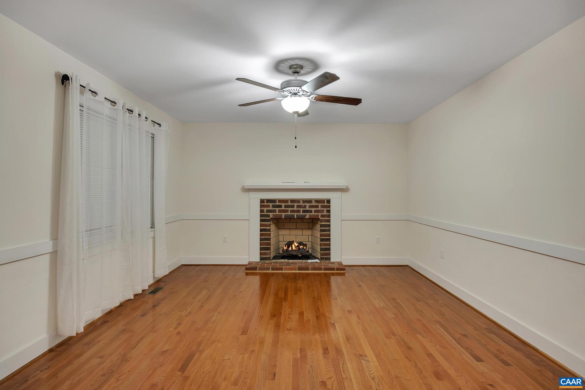 HOLLY GROVE - Residential