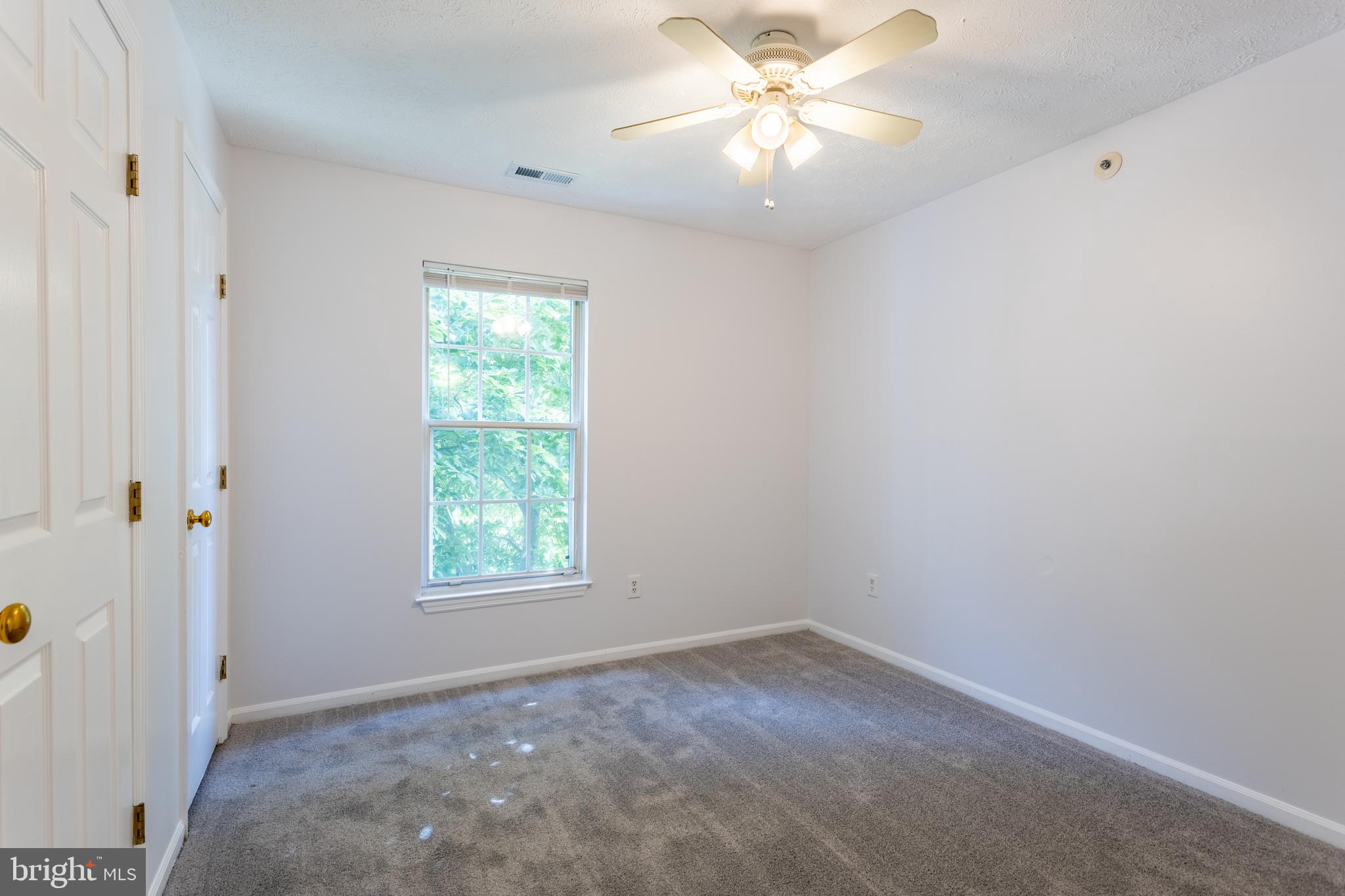 WOODBRIDGE CENTER - Residential