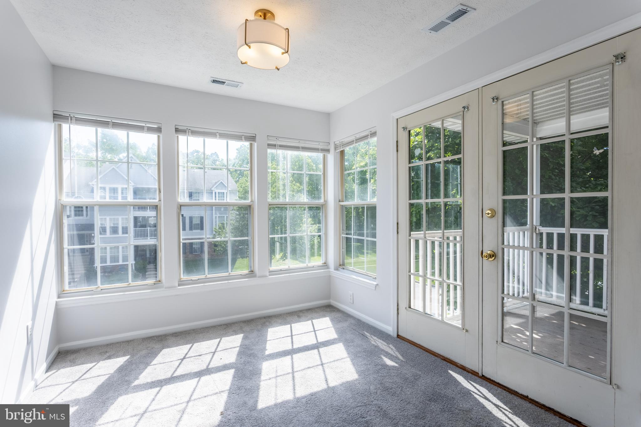 WOODBRIDGE CENTER - Residential