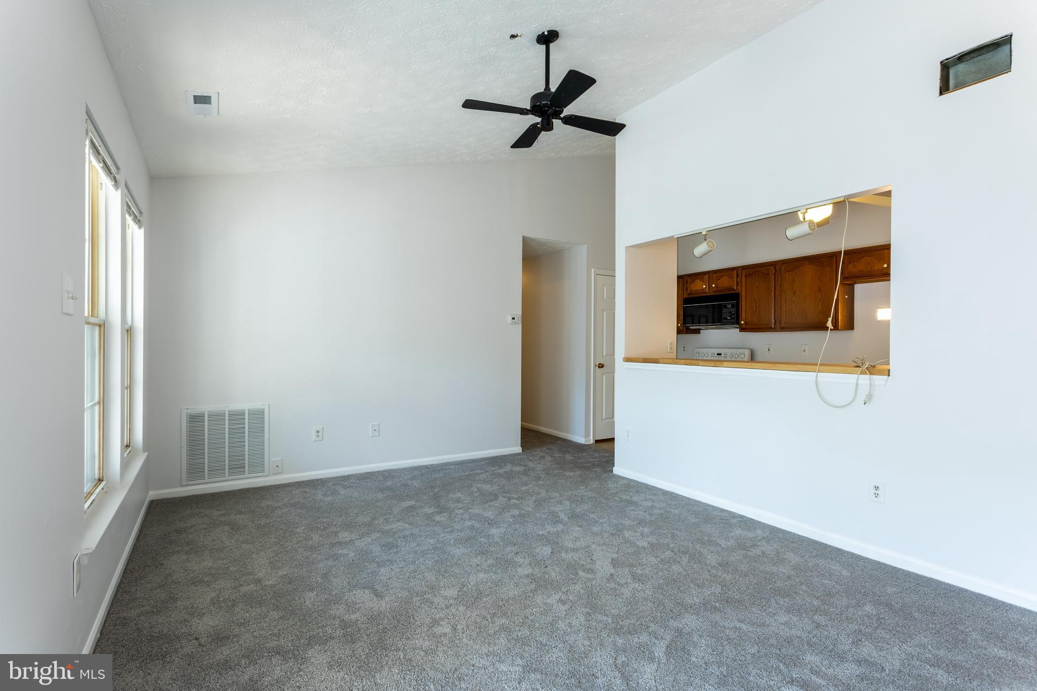 WOODBRIDGE CENTER - Residential