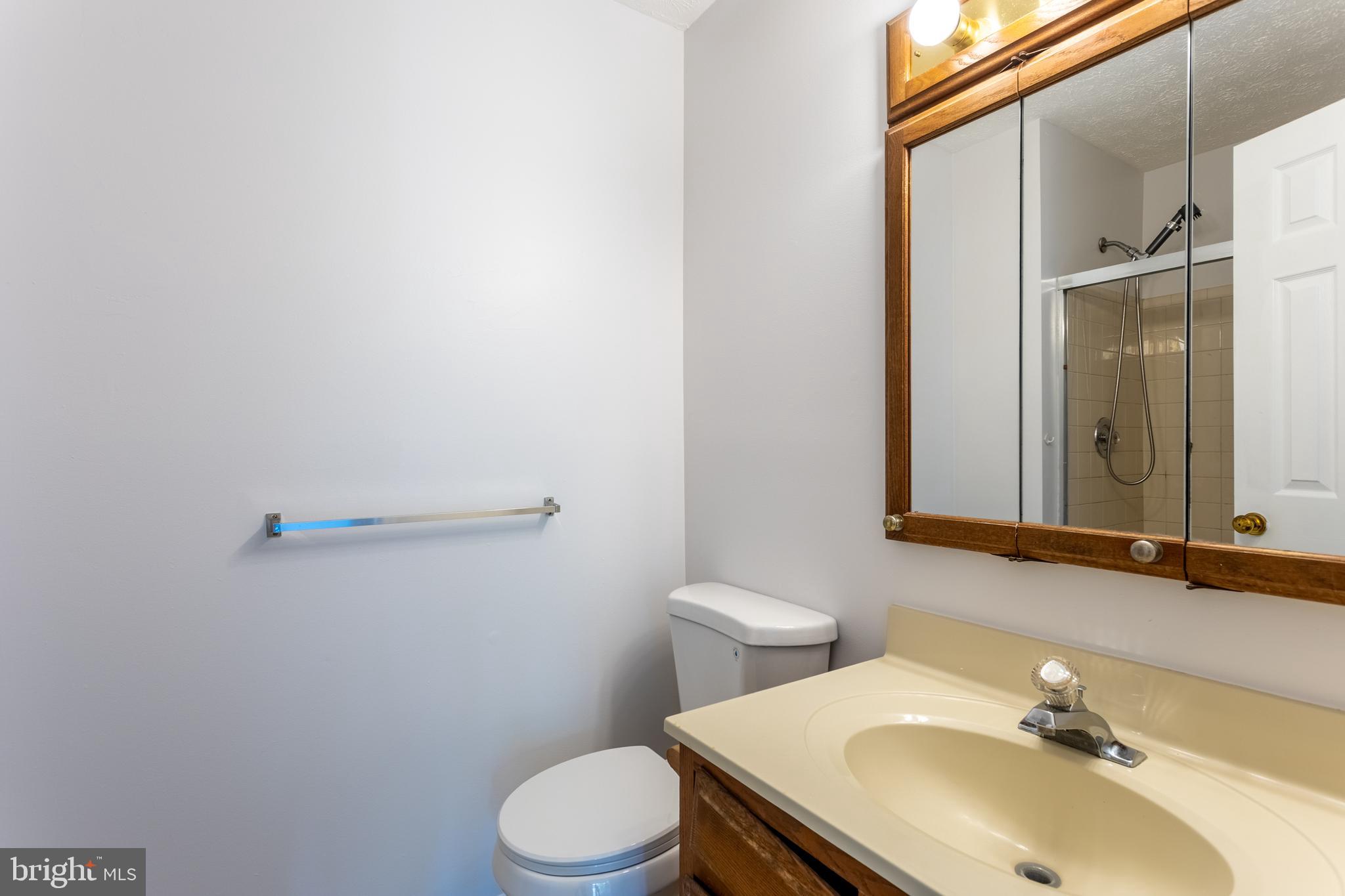 WOODBRIDGE CENTER - Residential