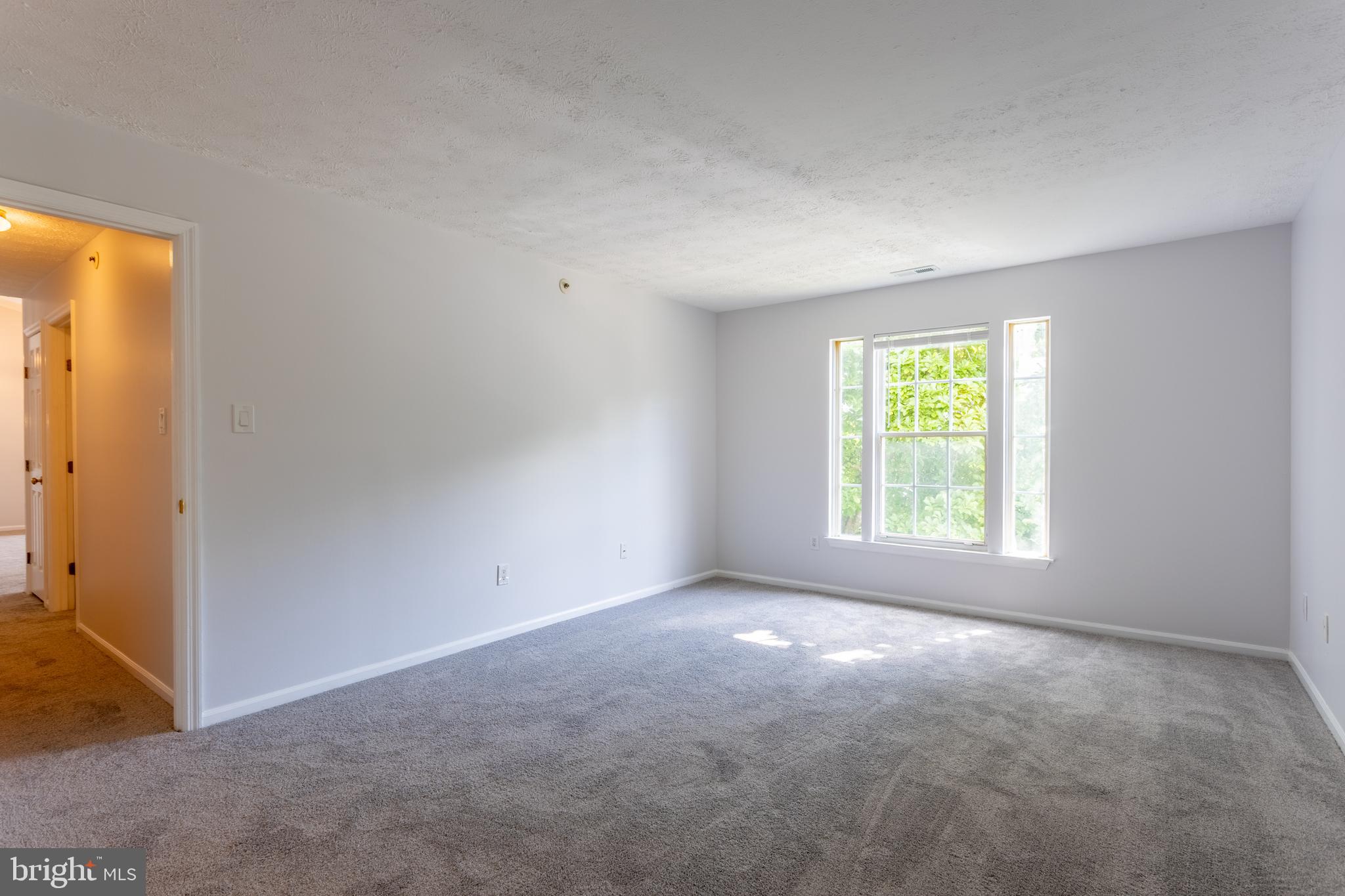 WOODBRIDGE CENTER - Residential