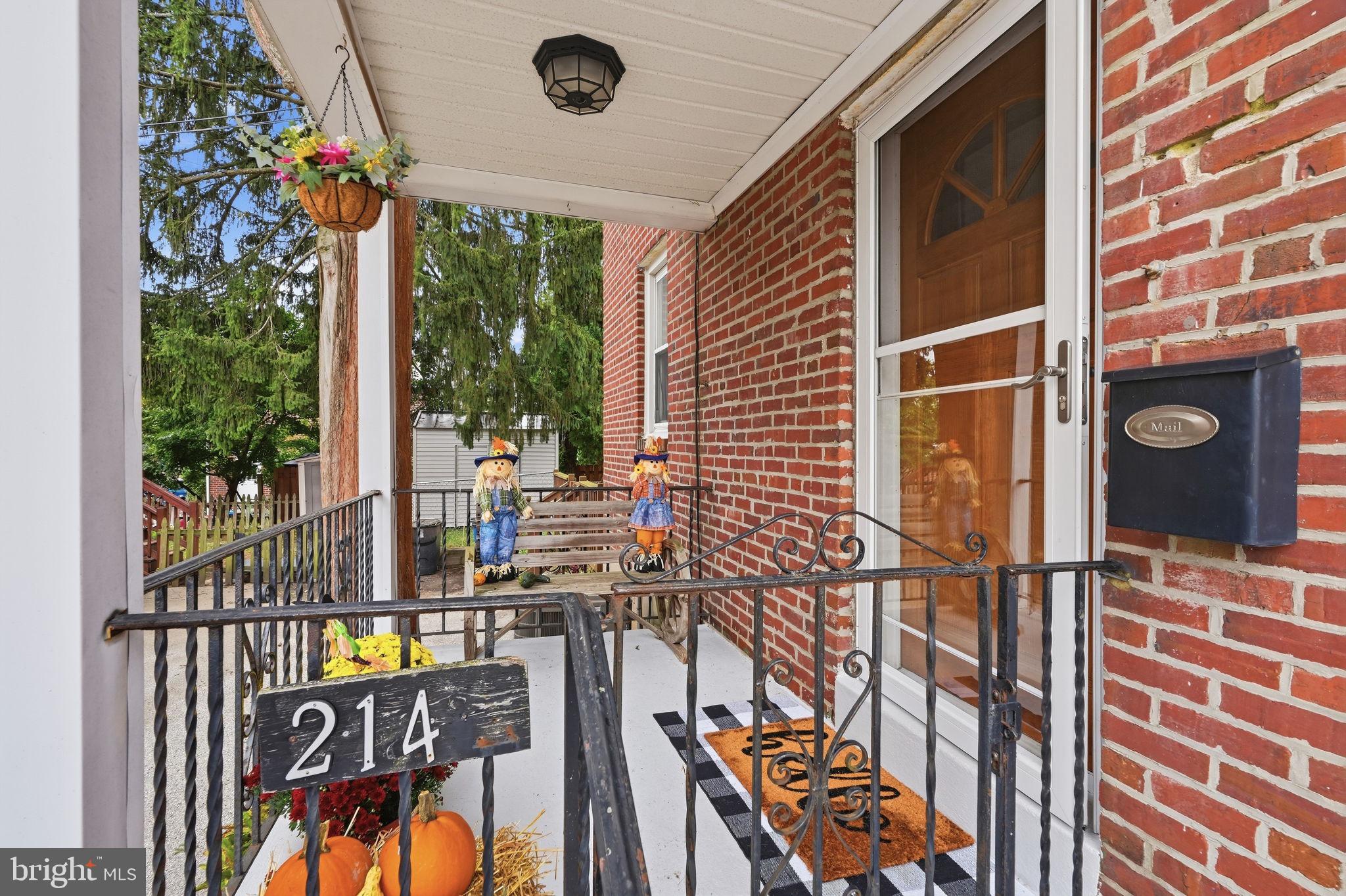 214 WILLIAMS ROAD