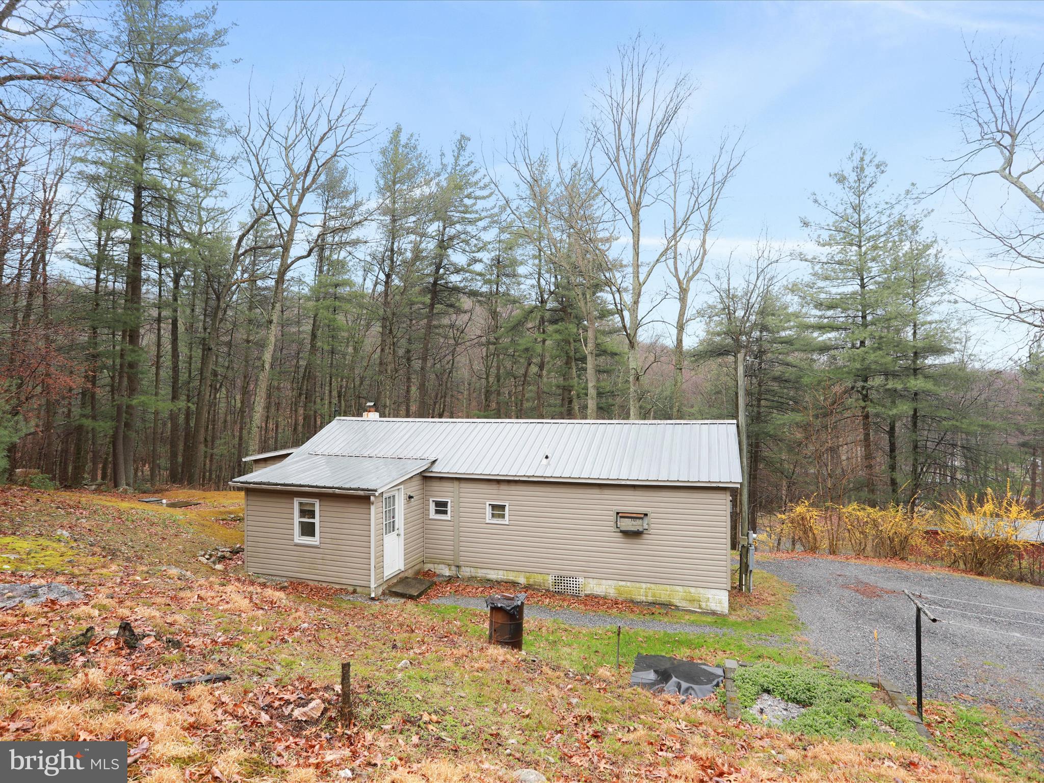 STILLHOUSE HOLLOW - Residential