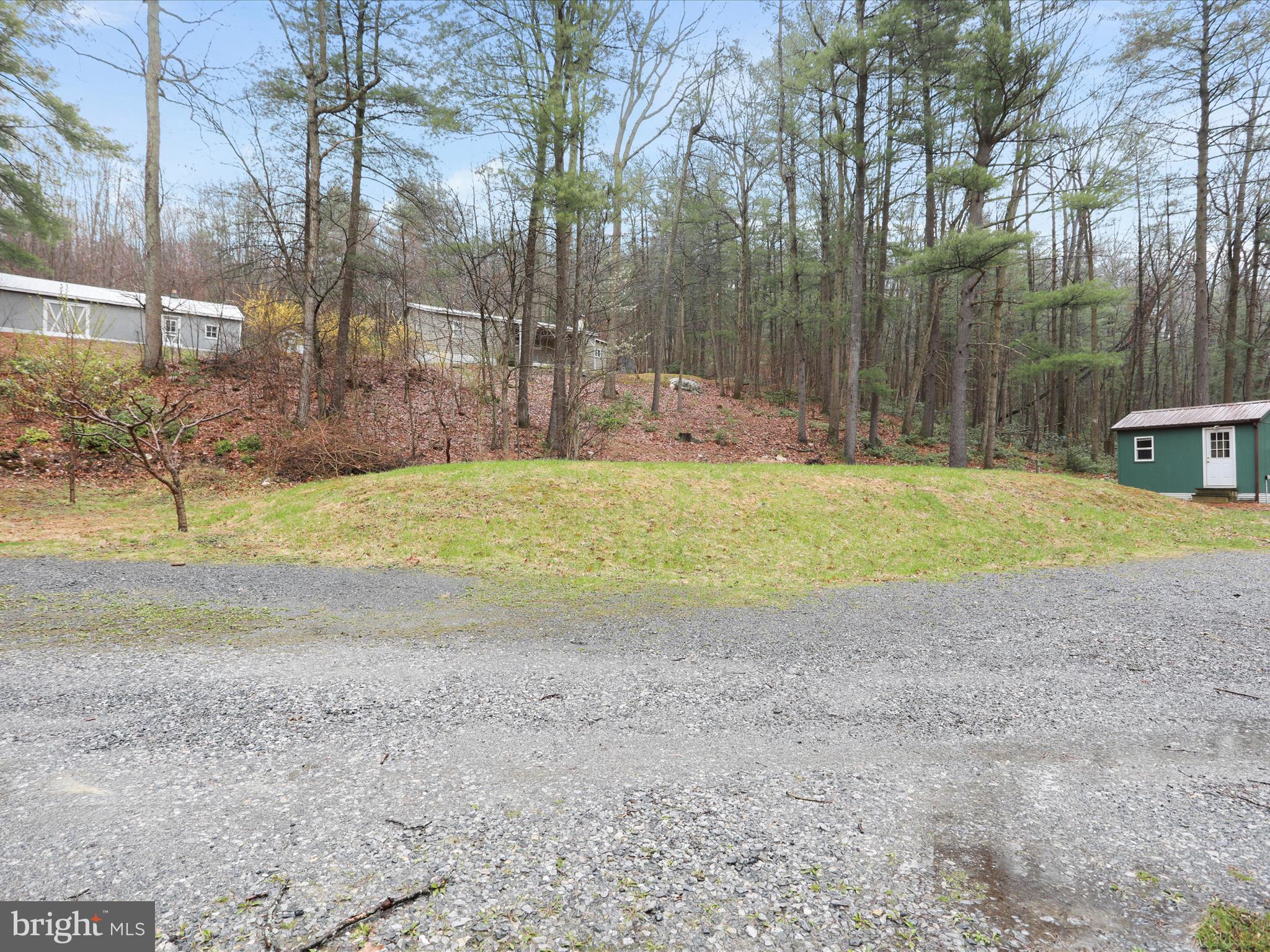 STILLHOUSE HOLLOW - Residential