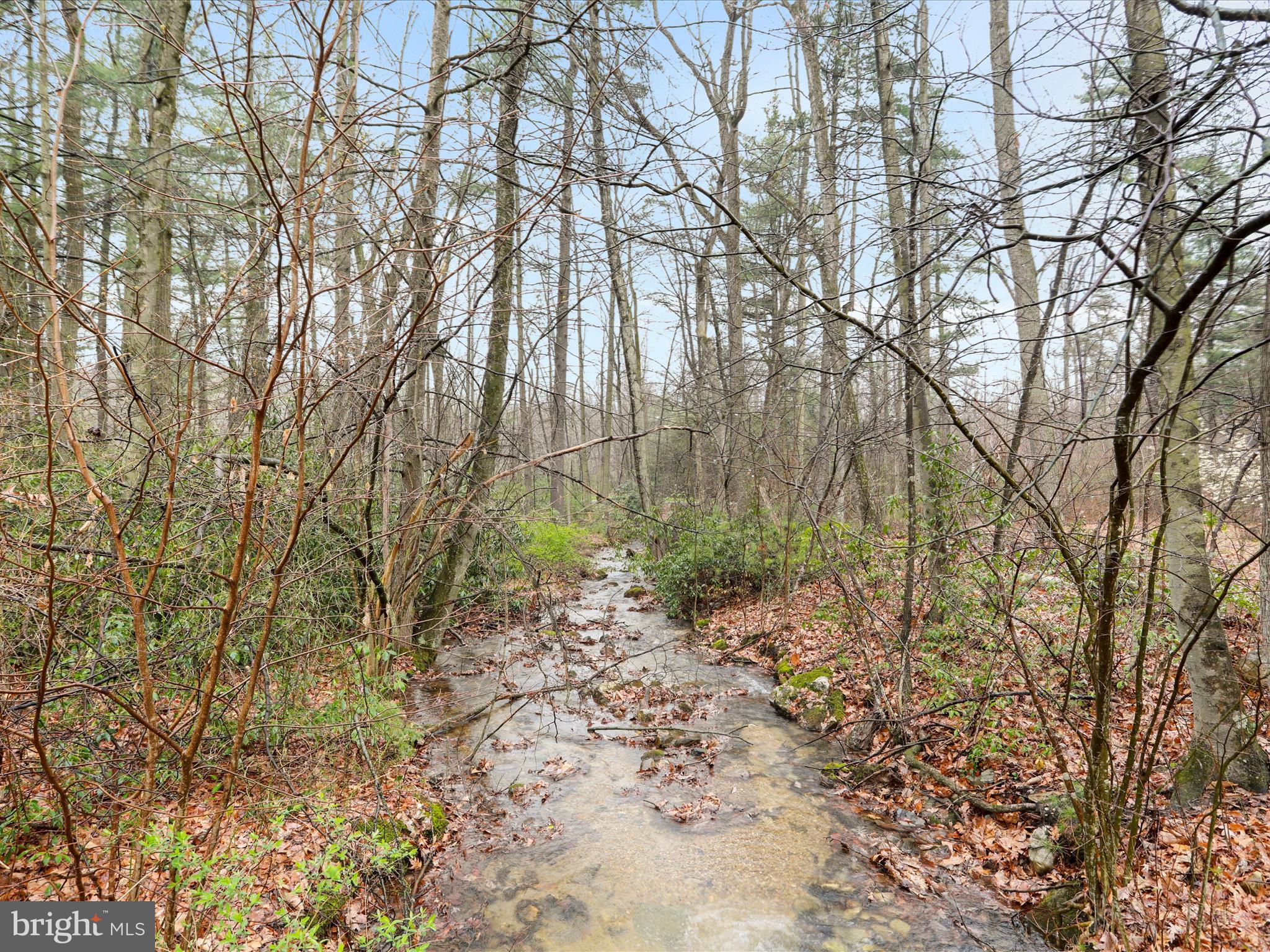 STILLHOUSE HOLLOW - Residential