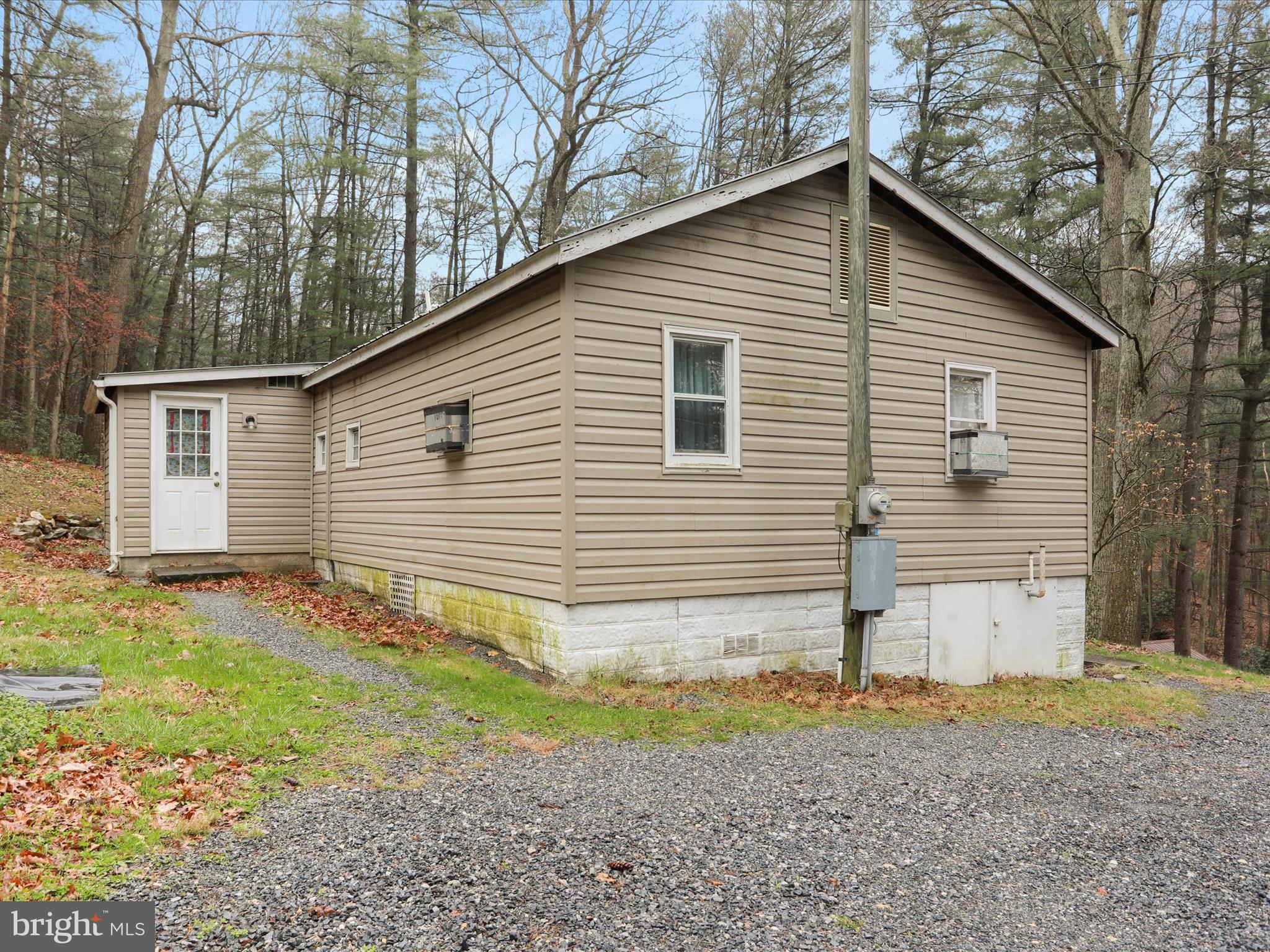 STILLHOUSE HOLLOW - Residential