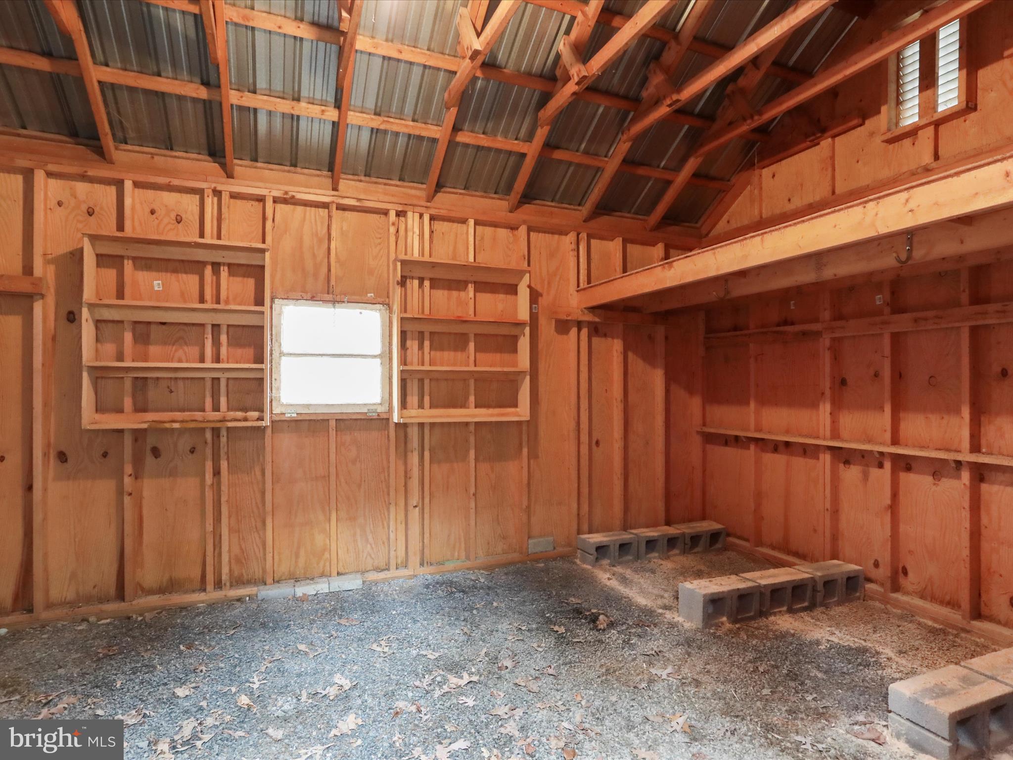 STILLHOUSE HOLLOW - Residential