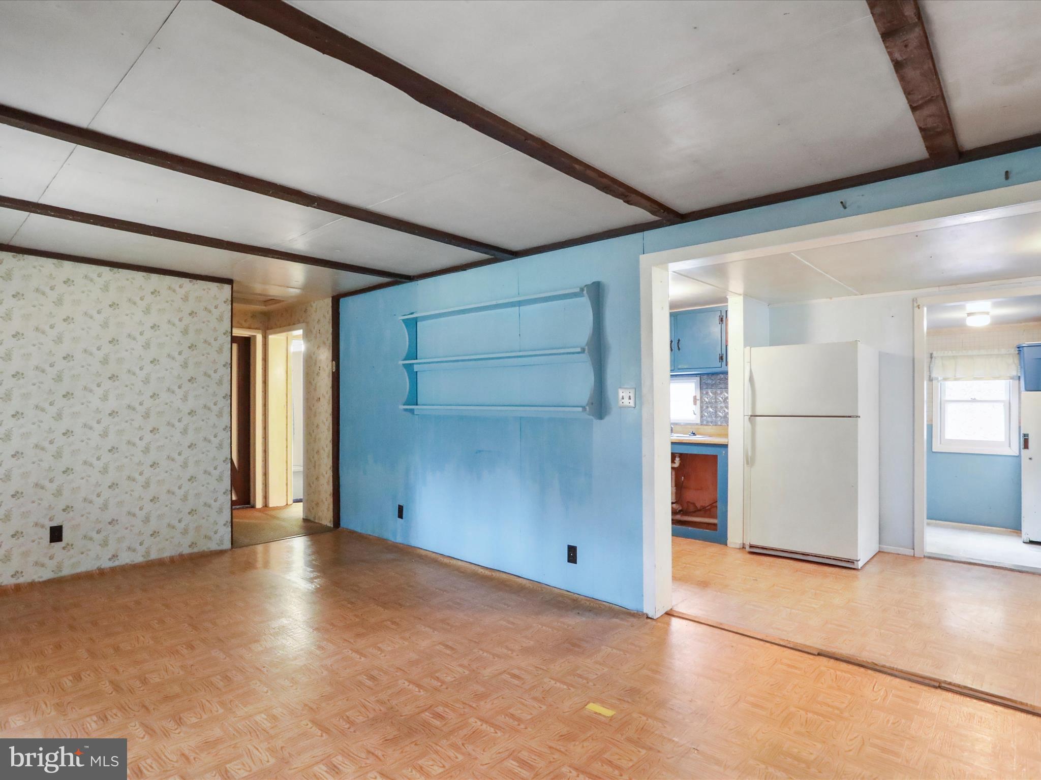 STILLHOUSE HOLLOW - Residential