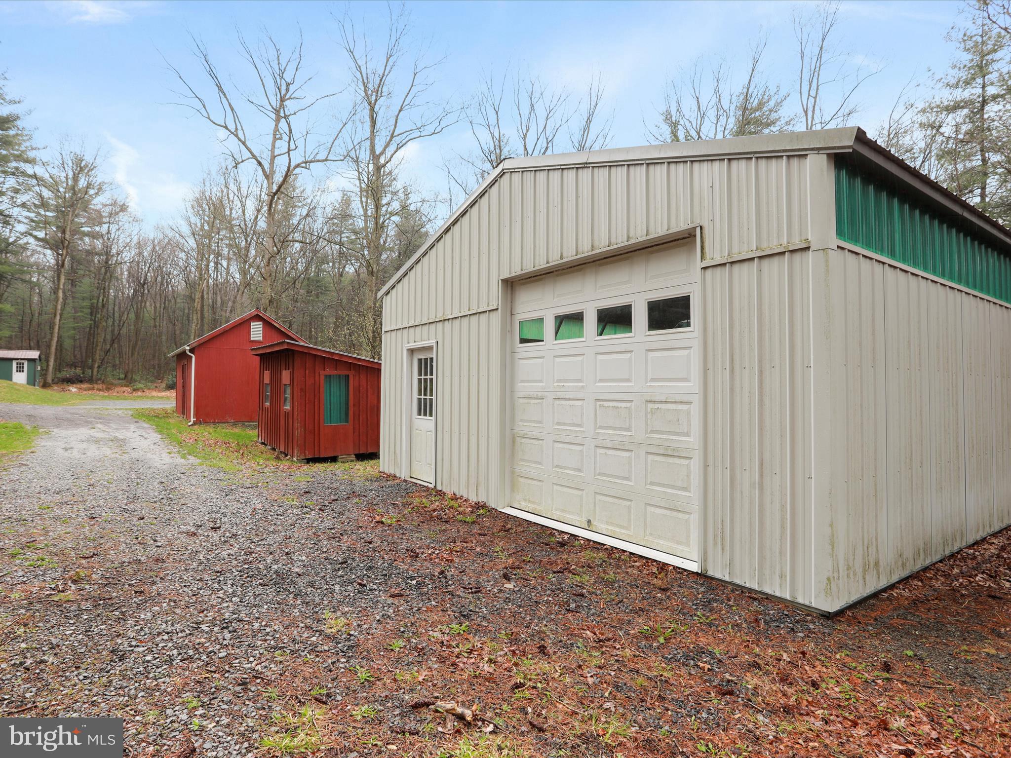 STILLHOUSE HOLLOW - Residential