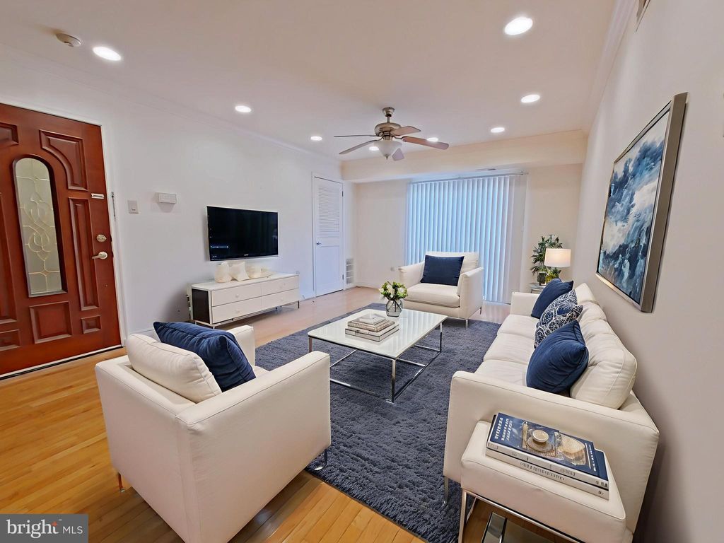 Photo of 610 - 12 Bainbridge Street #2, PHILADELPHIA, PA 19147 (MLS # PAPH2576286)