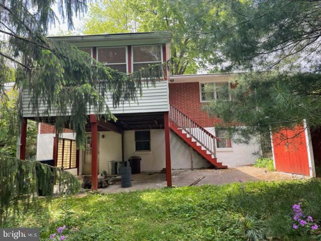 Photo of 644 GROFF AVE, ELIZABETHTOWN, PA 17022 (MLS # PALA2036754)