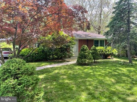 Photo of 644 GROFF AVE, ELIZABETHTOWN, PA 17022 (MLS # PALA2036754)