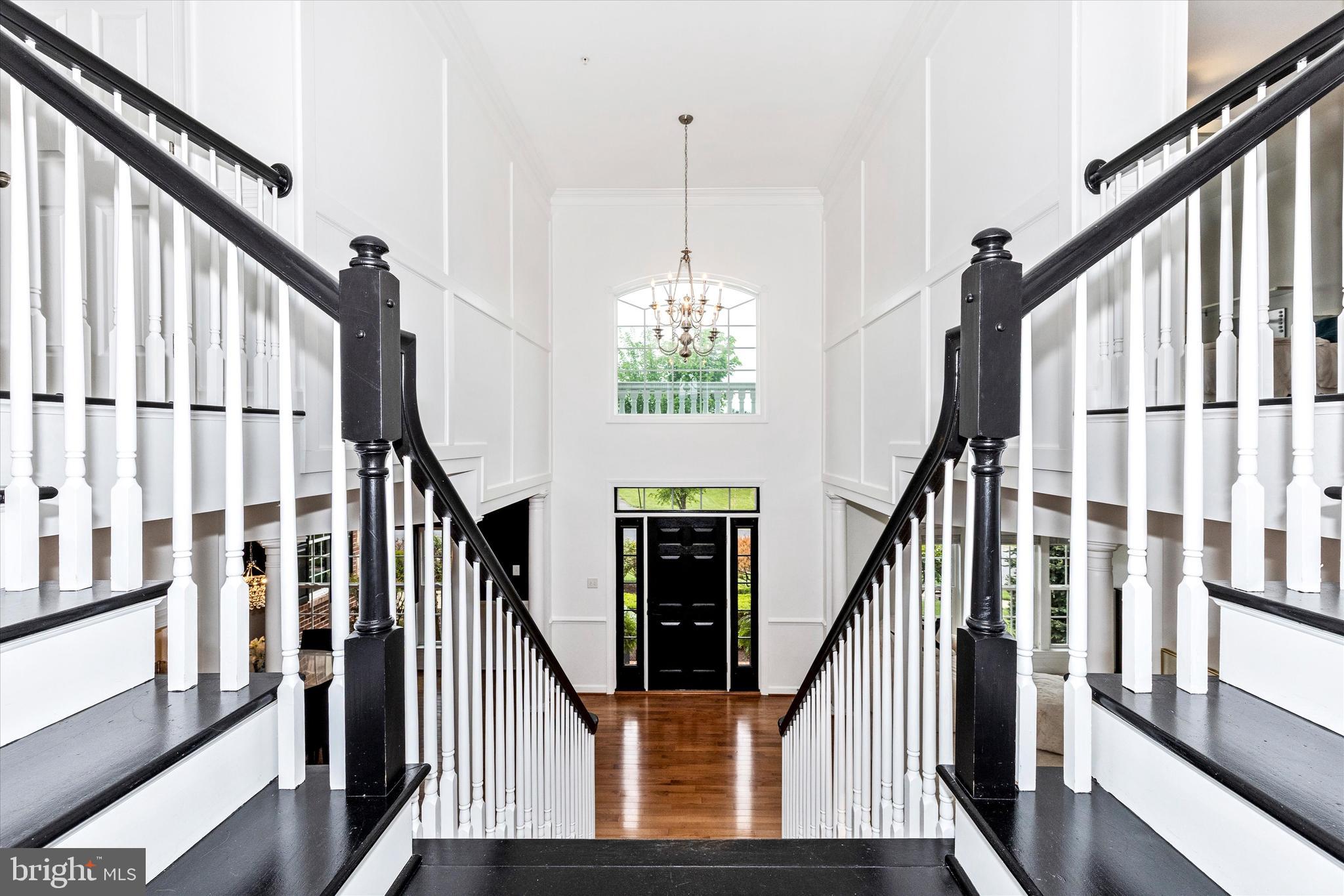 ADAMSTOWN COMMONS - Residential