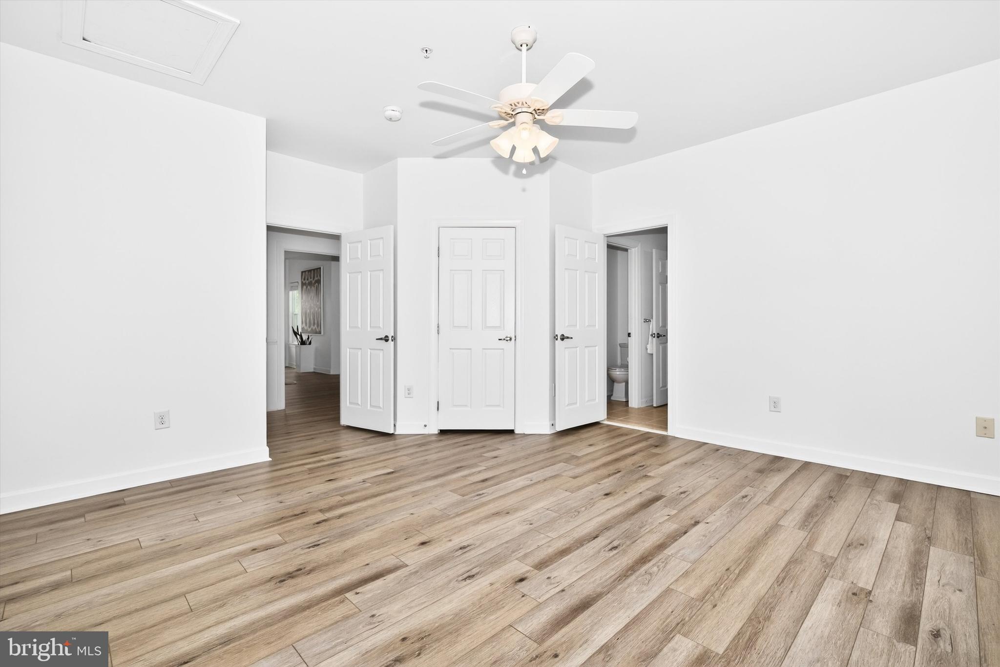 ADAMSTOWN COMMONS - Residential