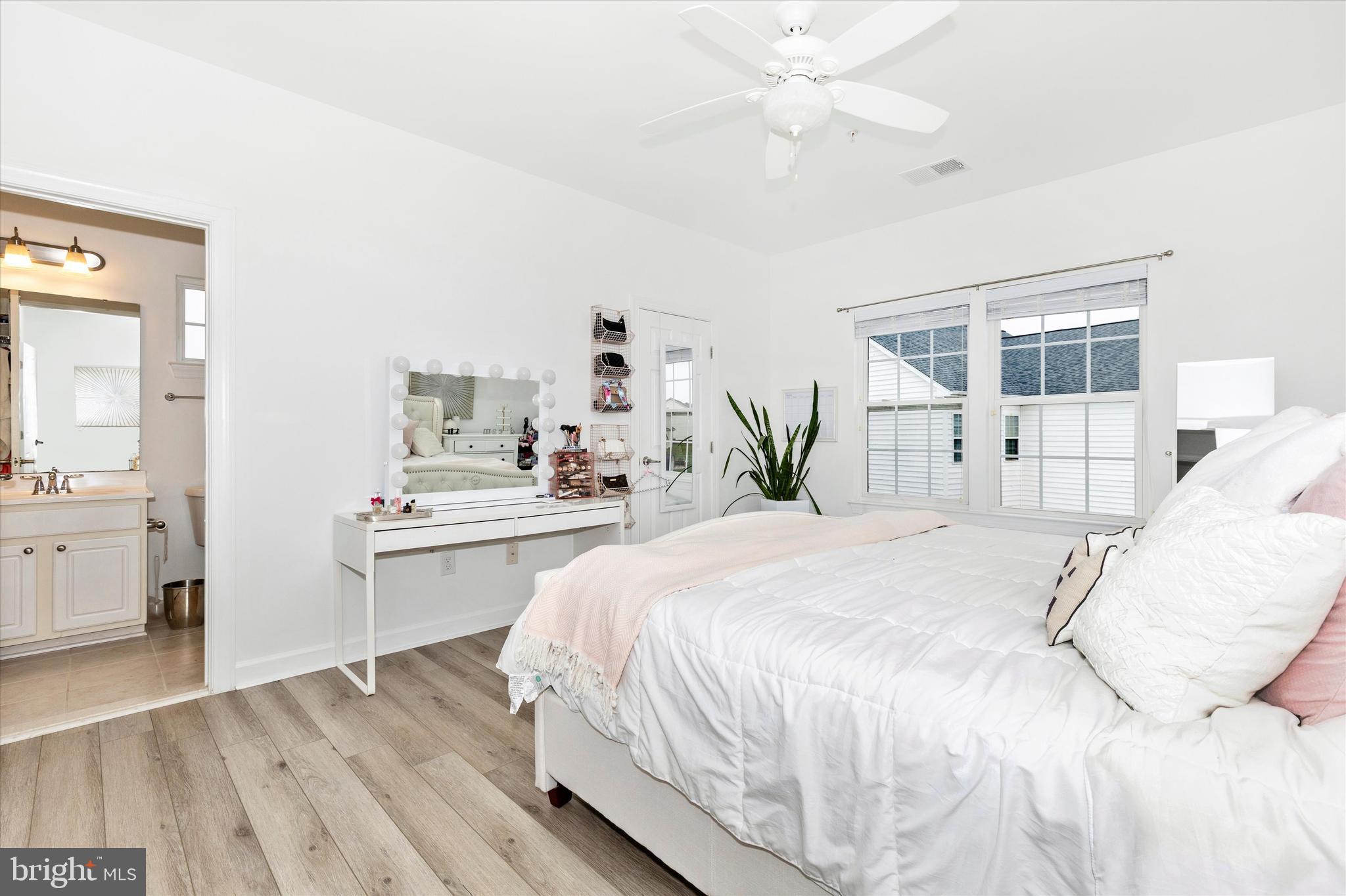 ADAMSTOWN COMMONS - Residential