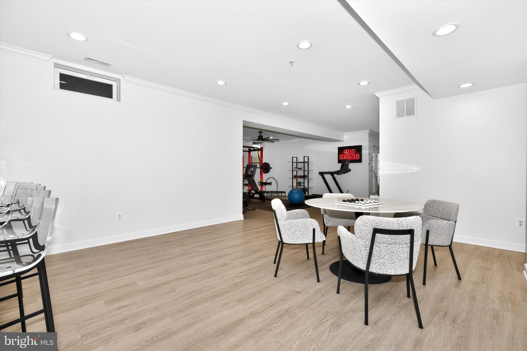 ADAMSTOWN COMMONS - Residential