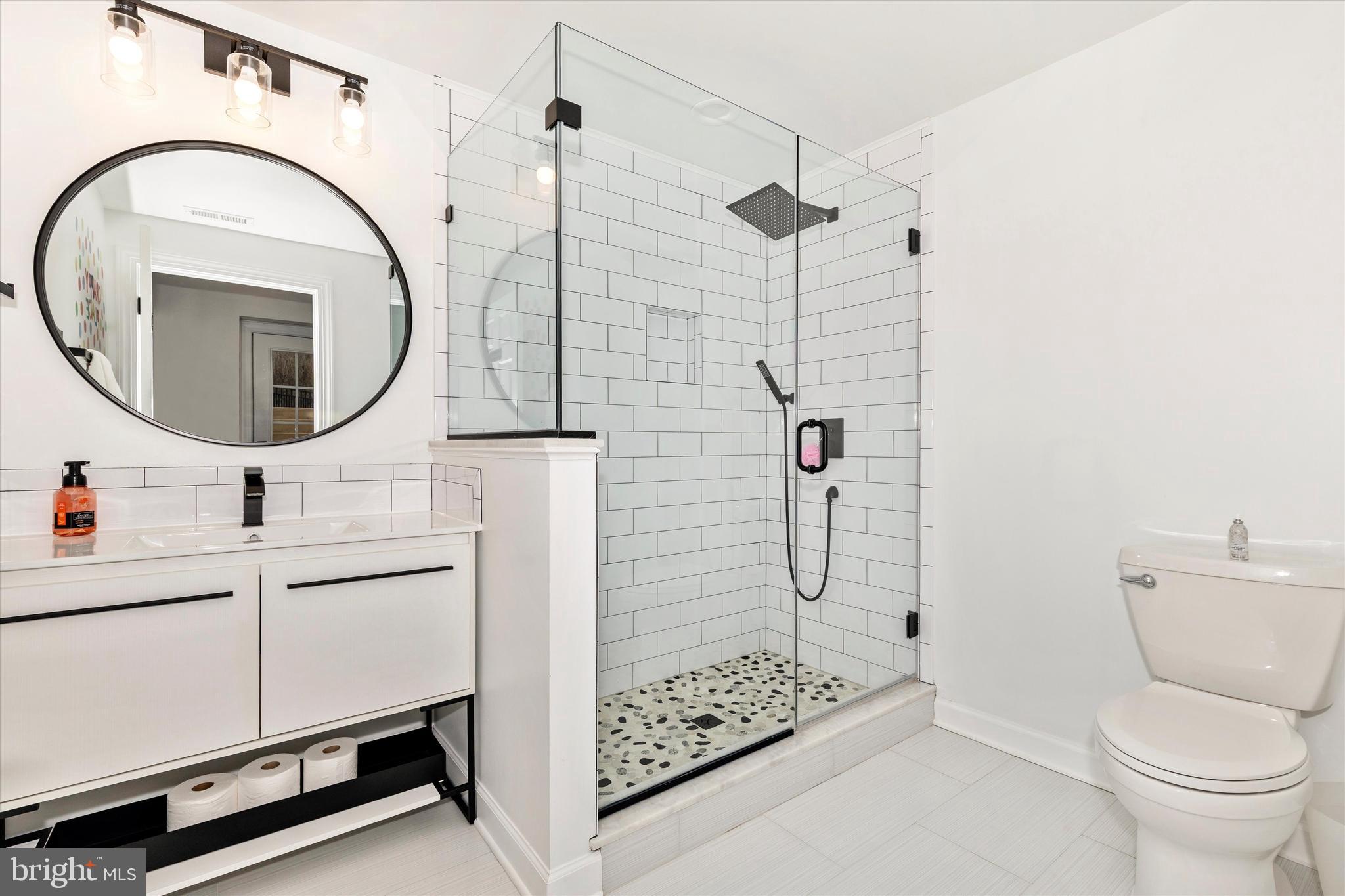 ADAMSTOWN COMMONS - Residential