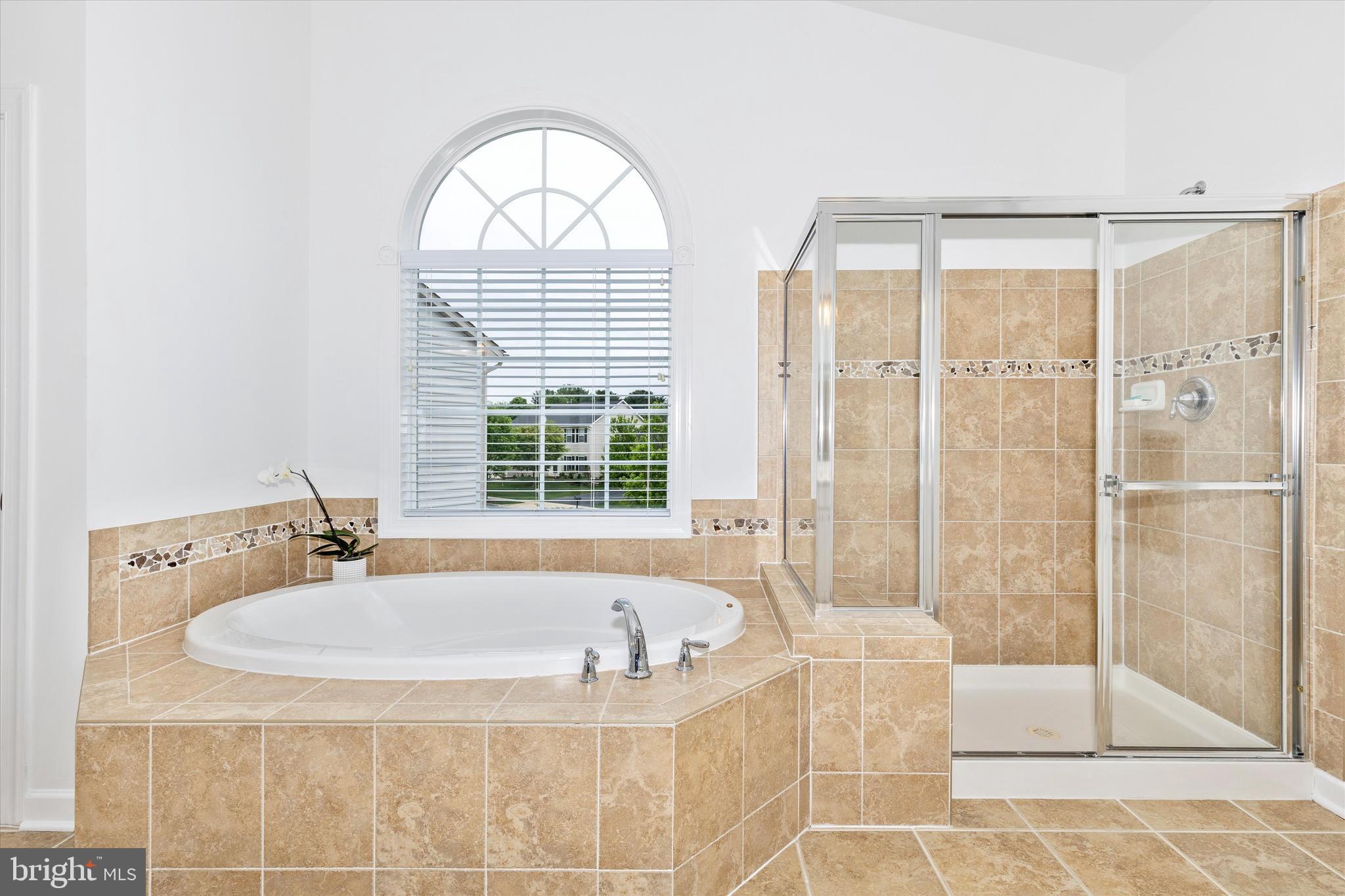 ADAMSTOWN COMMONS - Residential