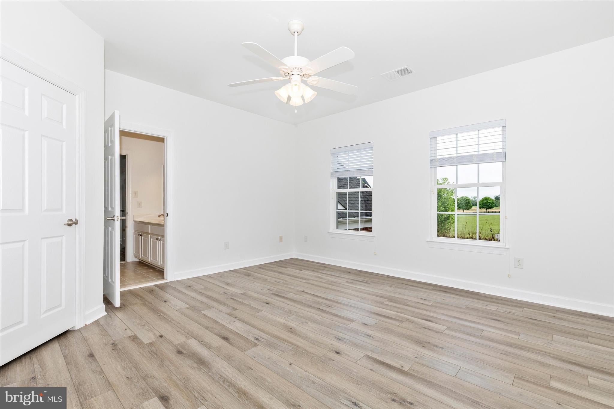 ADAMSTOWN COMMONS - Residential