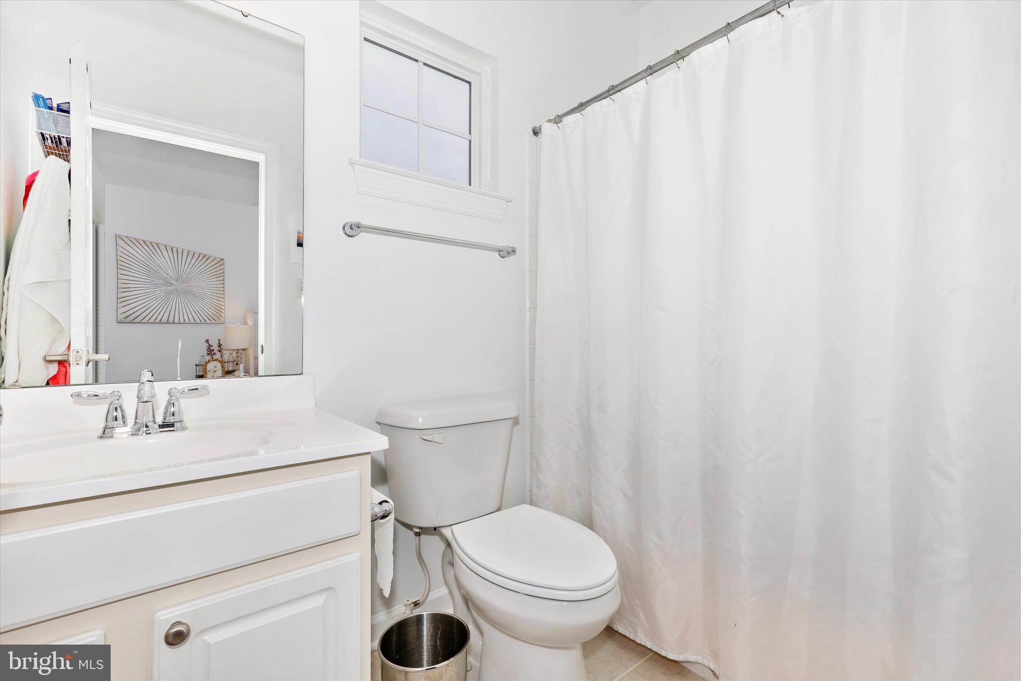 ADAMSTOWN COMMONS - Residential