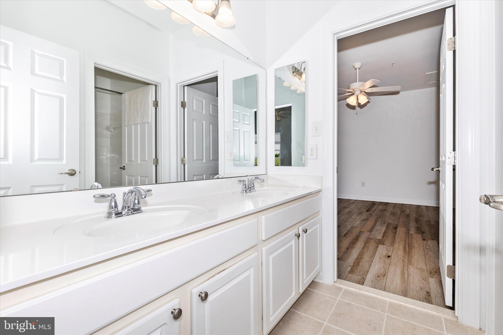 ADAMSTOWN COMMONS - Residential