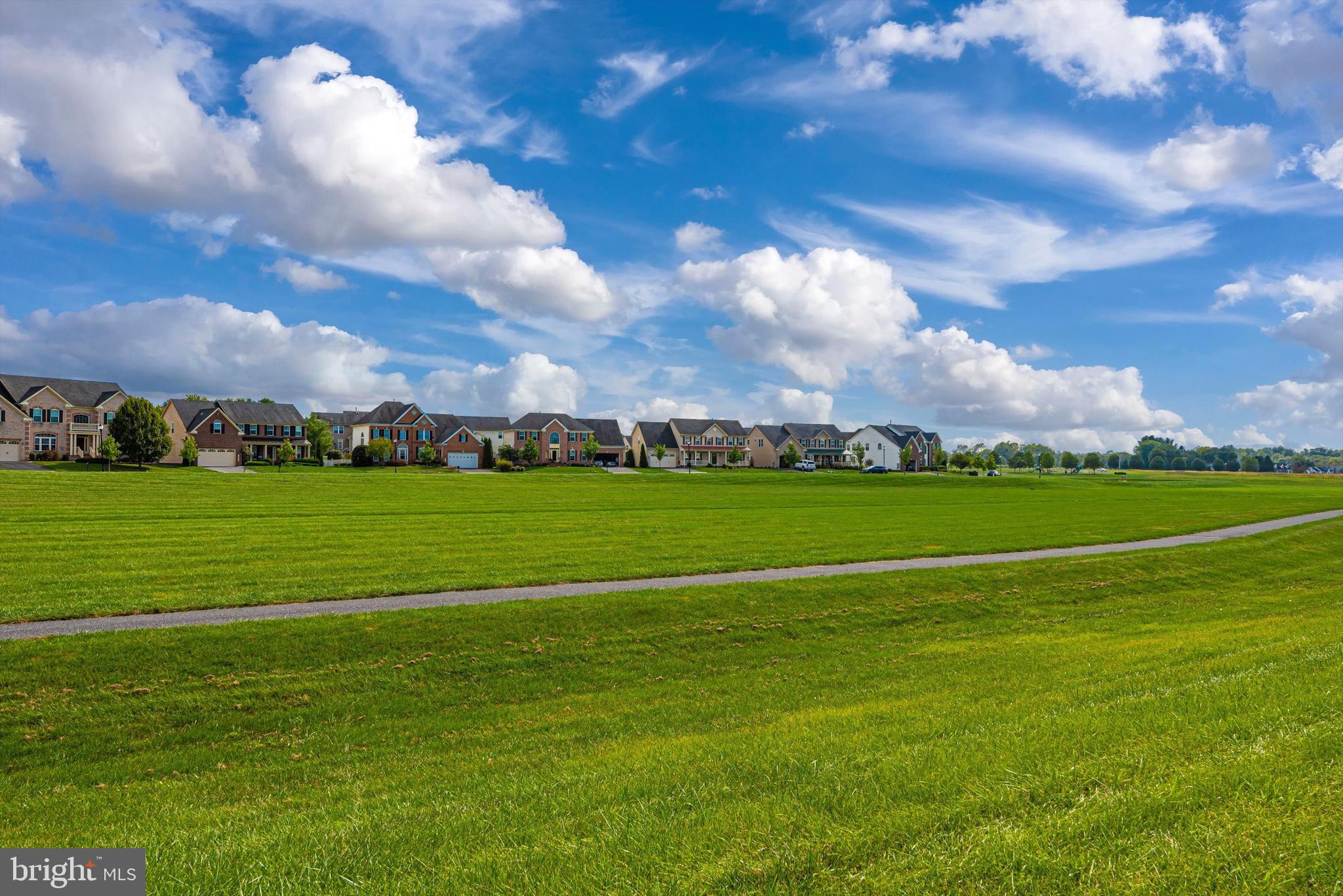 ADAMSTOWN COMMONS - Residential