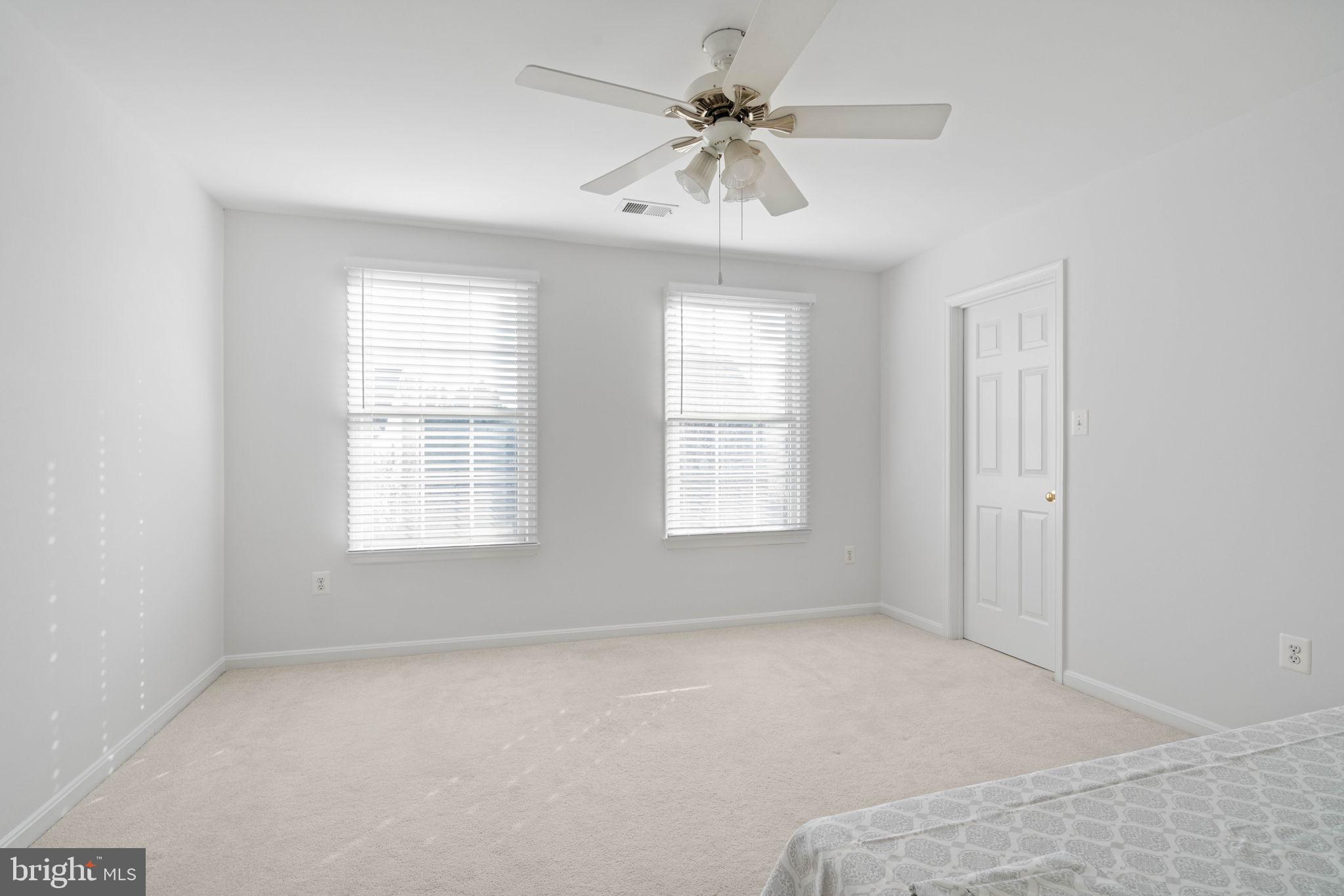 POTOMAC LAKES - Residential