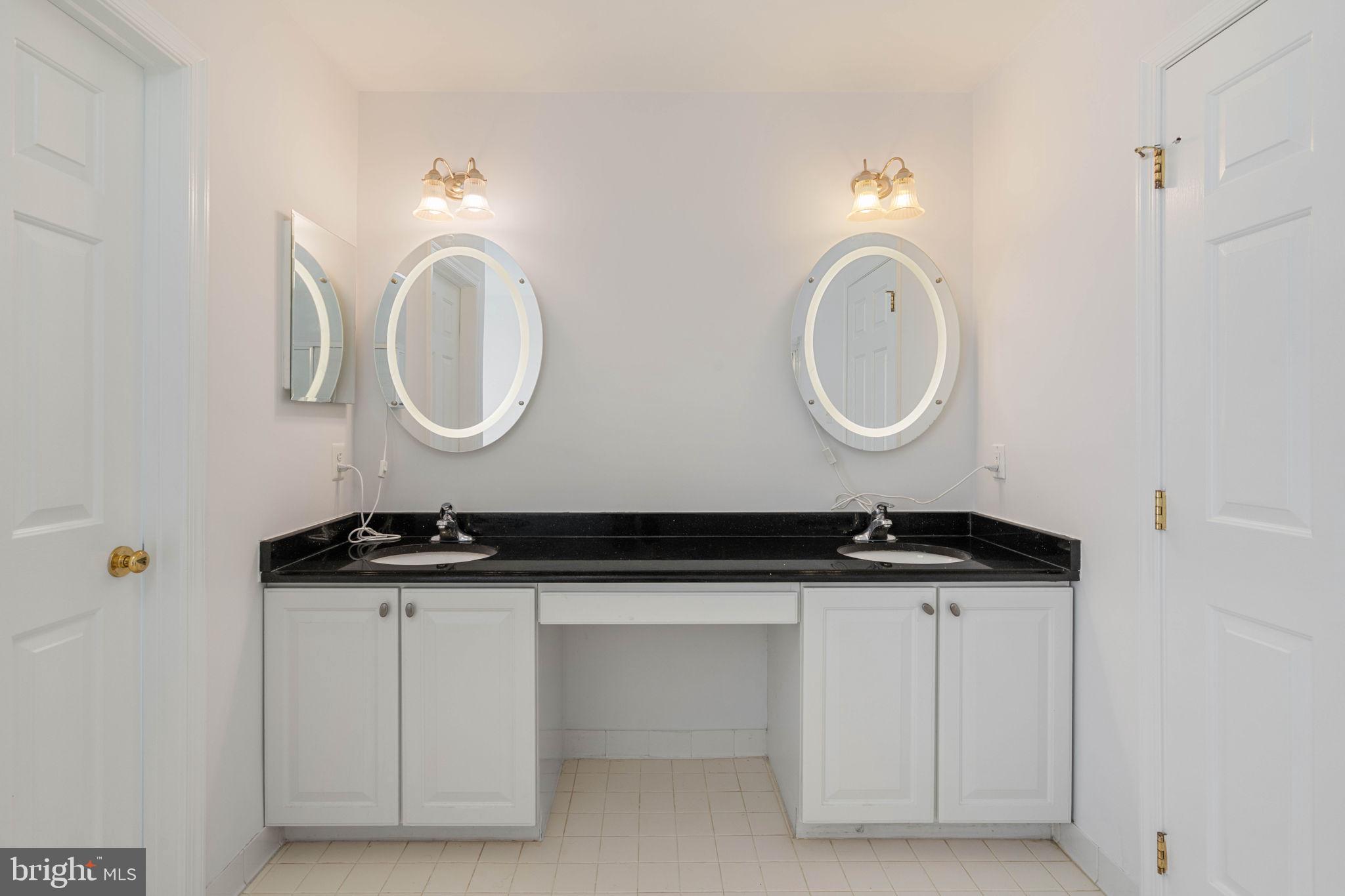 POTOMAC LAKES - Residential