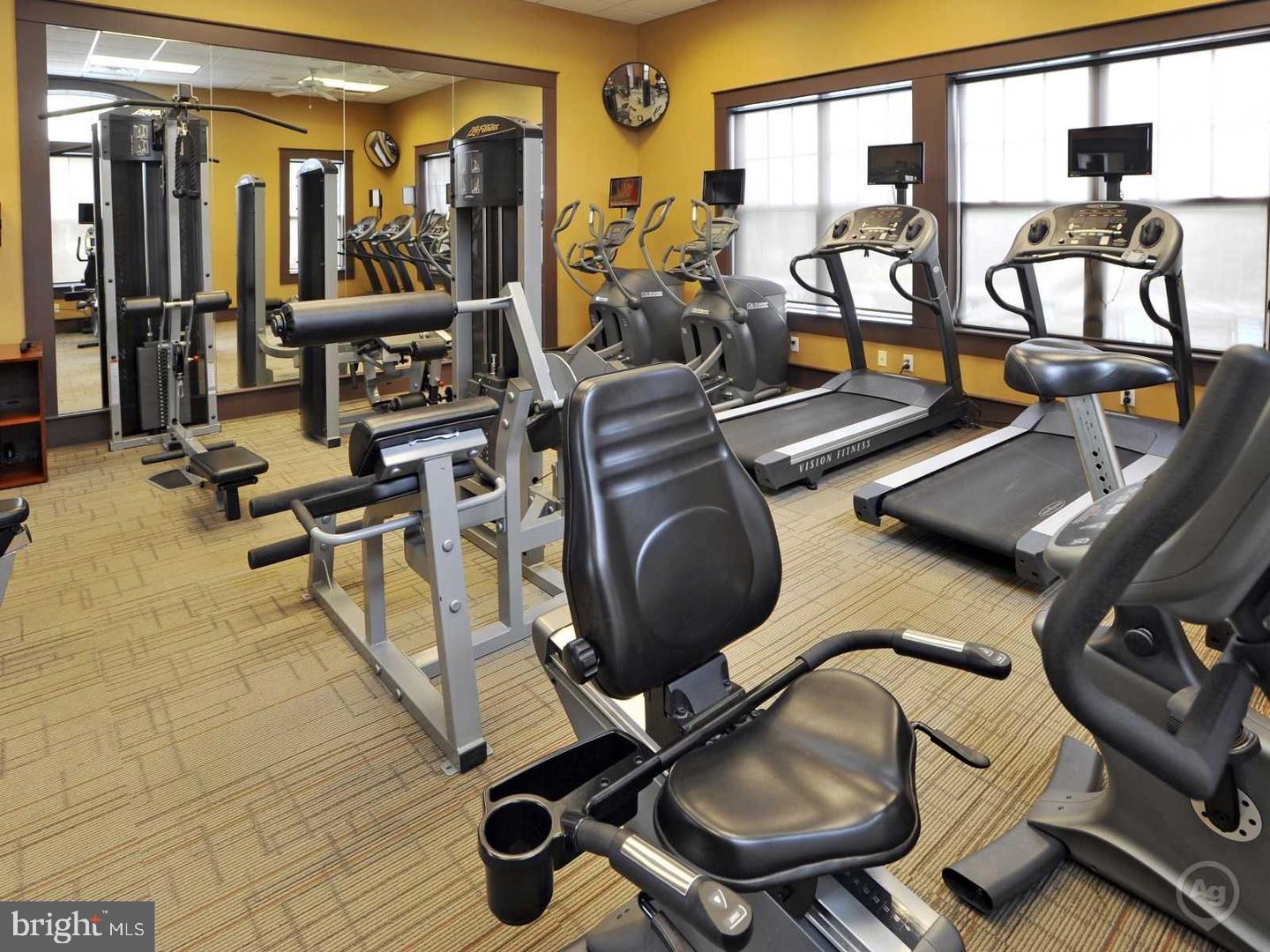 POTOMAC LAKES - Residential