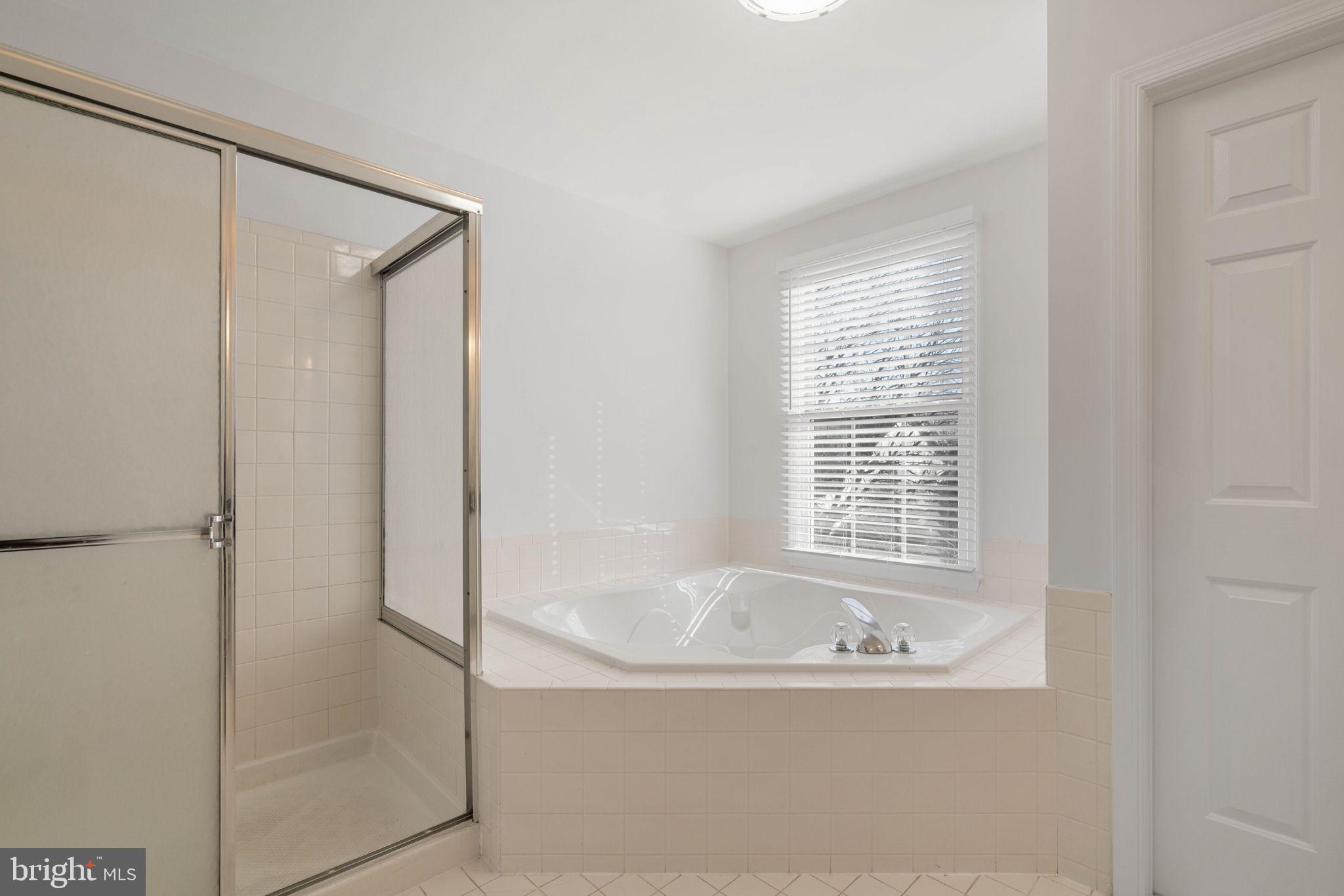 POTOMAC LAKES - Residential