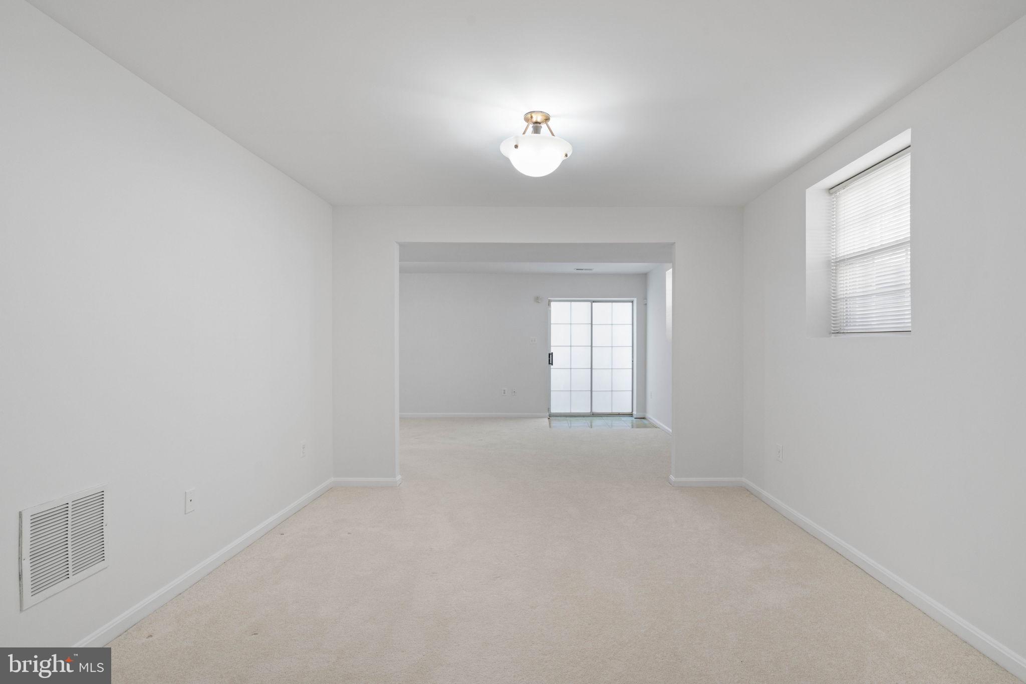 POTOMAC LAKES - Residential