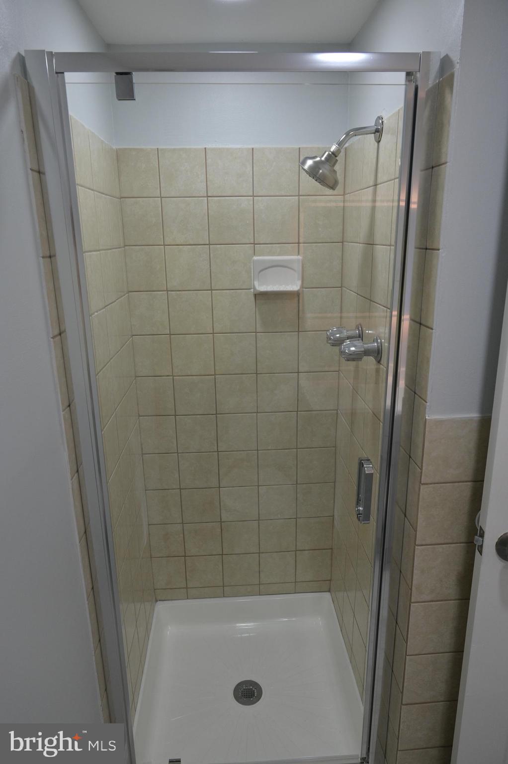 PAVILION ON THE PARK - Residential Lease