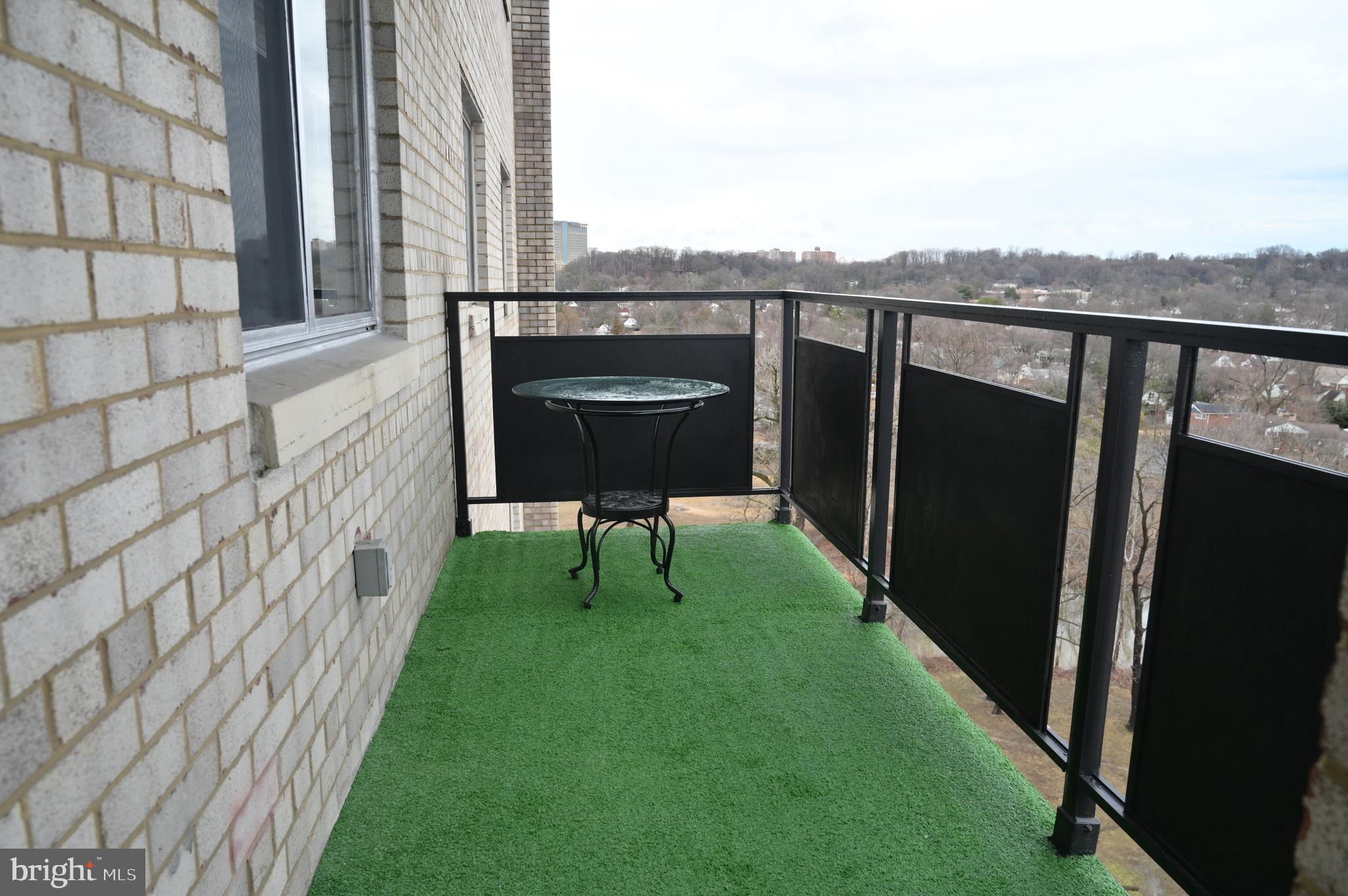 PAVILION ON THE PARK - Residential Lease